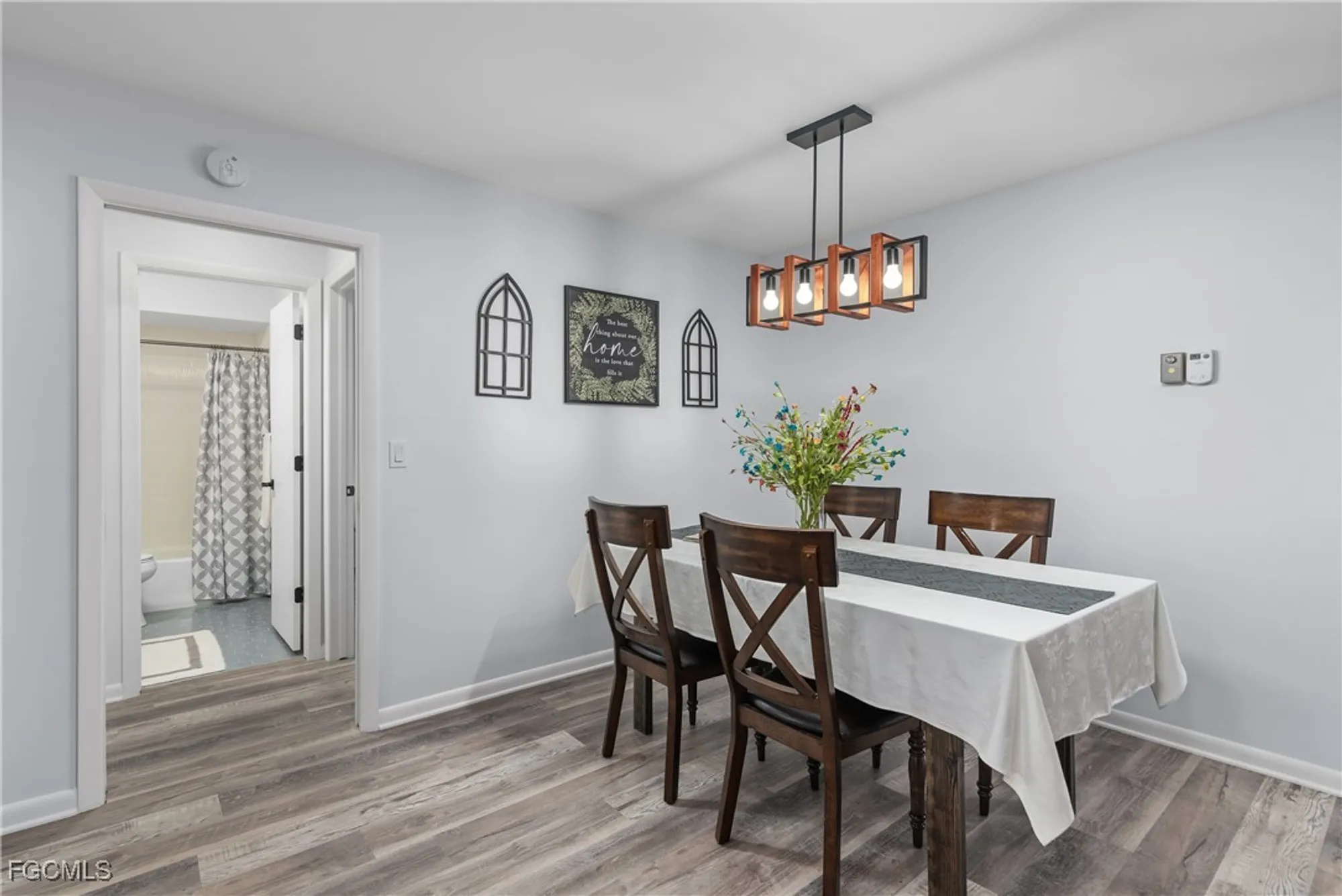 Property Slideshow image 7 of 19 | 7084 e brandywine cir, Fort Myers, FL, 33919