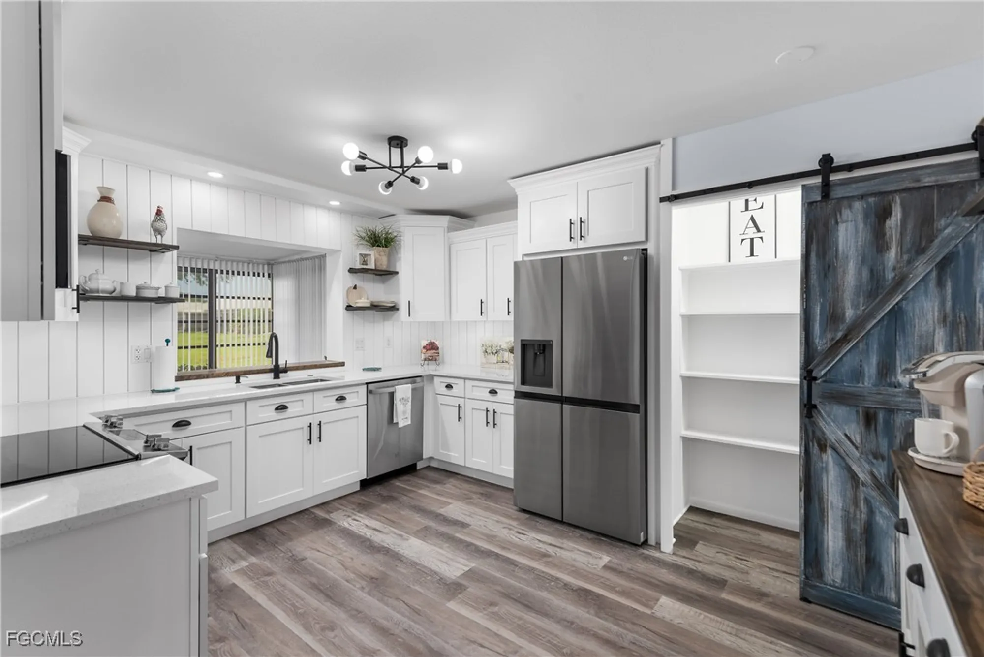 Property Slideshow image 8 of 19 | 7084 e brandywine cir, Fort Myers, FL, 33919