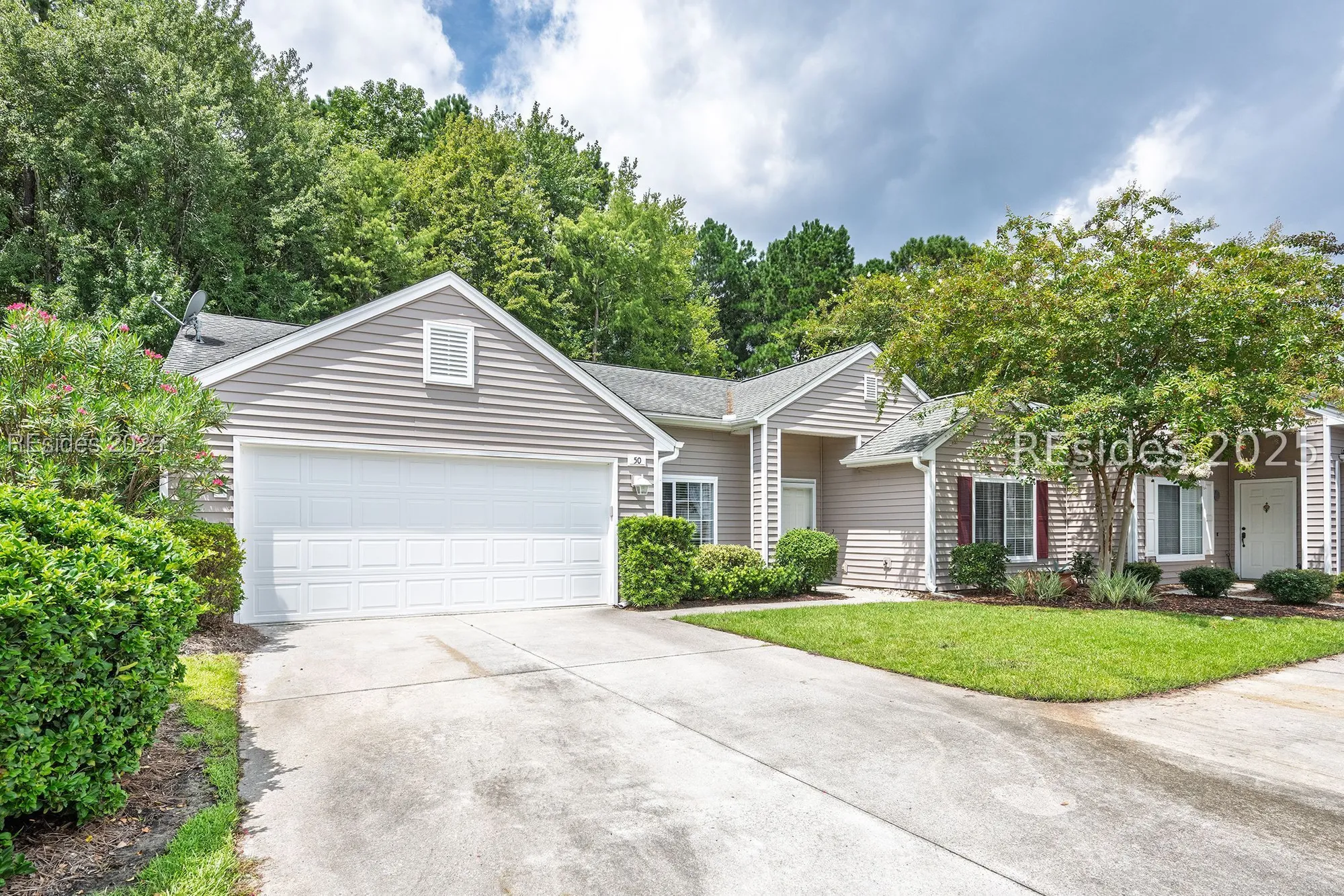 Property Slideshow image 2 of 40 | 50 purry cir, Bluffton, SC, 29909