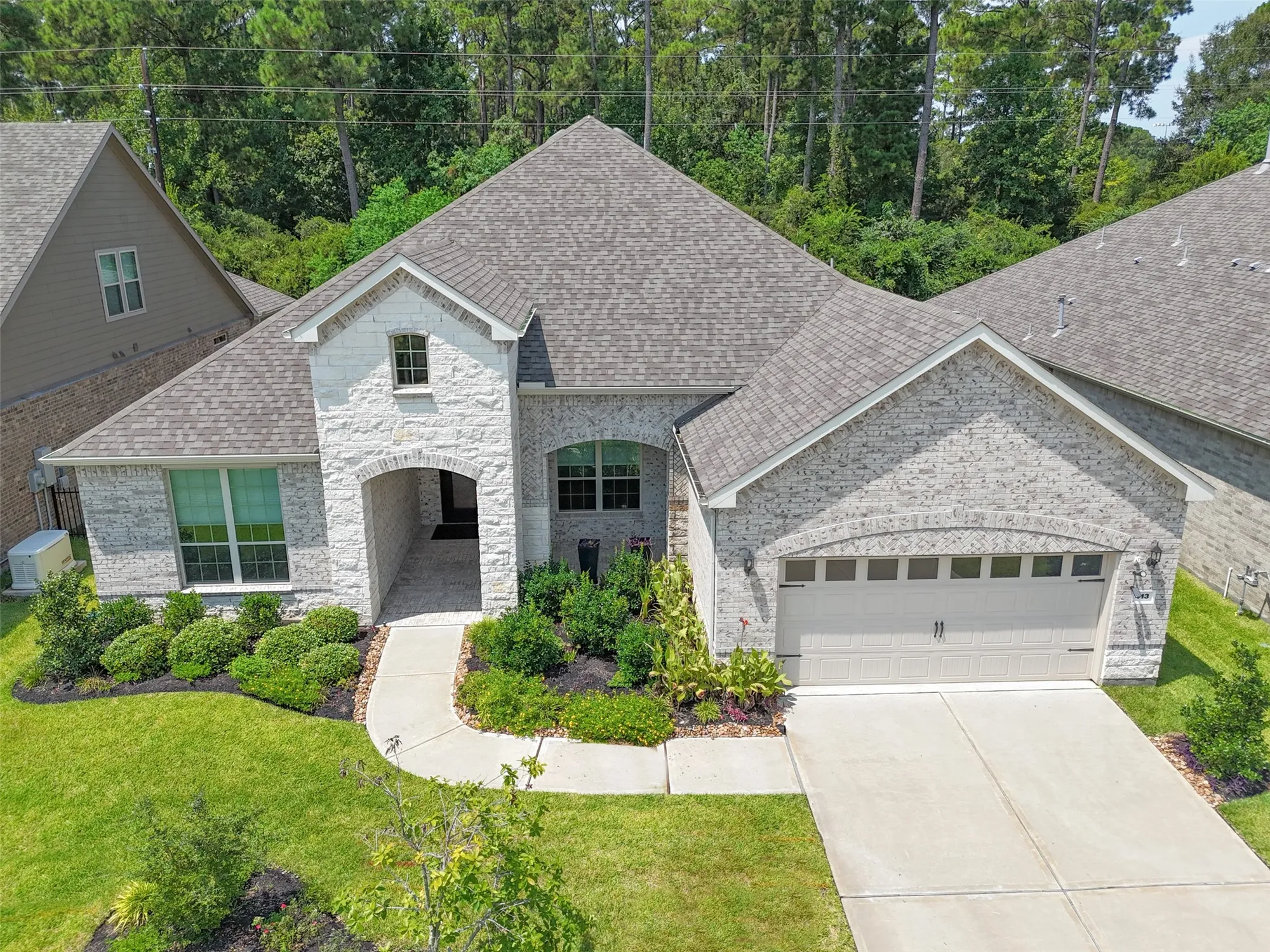 Property Slideshow image 31 of 36 | 413 new forest ln, Spring, TX, 77382