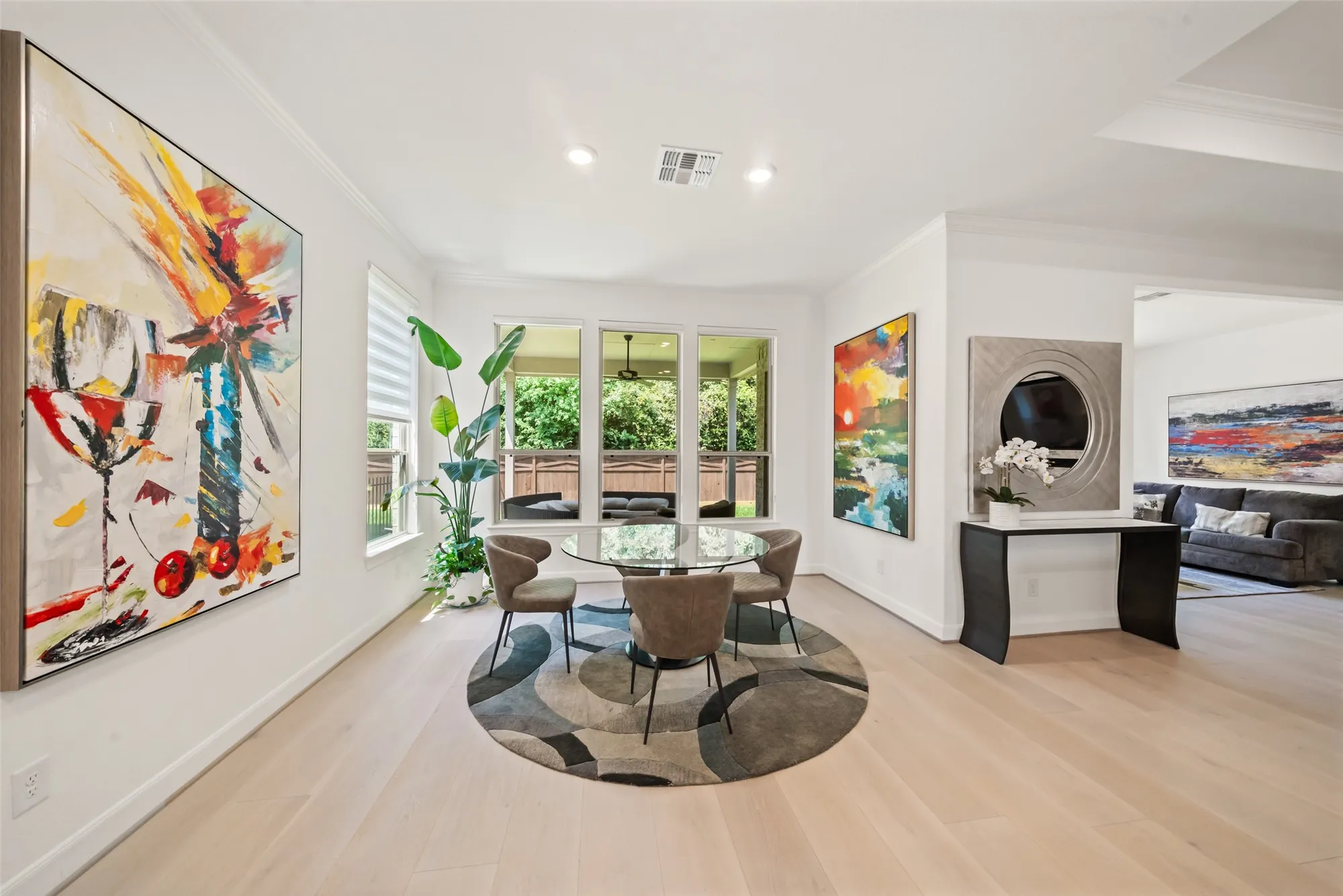 Property Slideshow image 6 of 36 | 413 new forest ln, Spring, TX, 77382