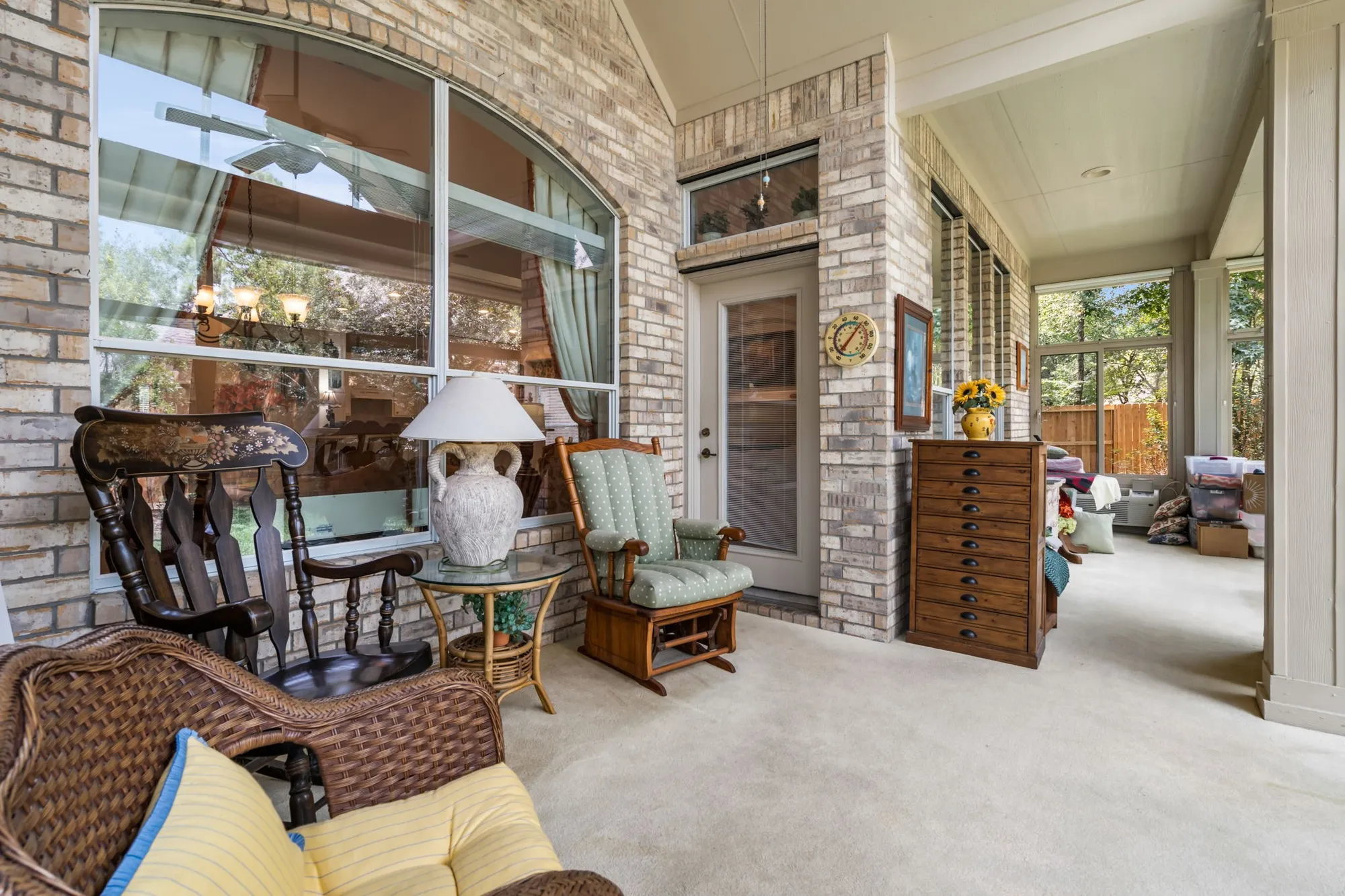 Property Slideshow image 27 of 36 | 30 w windsor hills cir, Conroe, TX, 77384