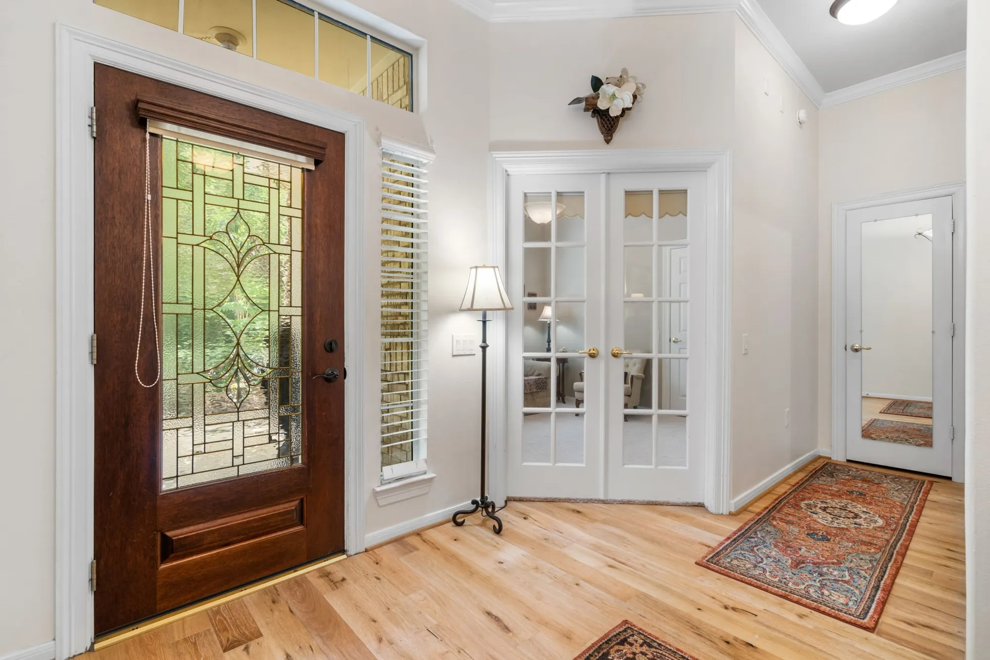 Property Slideshow image 2 of 36 | 30 w windsor hills cir, Conroe, TX, 77384