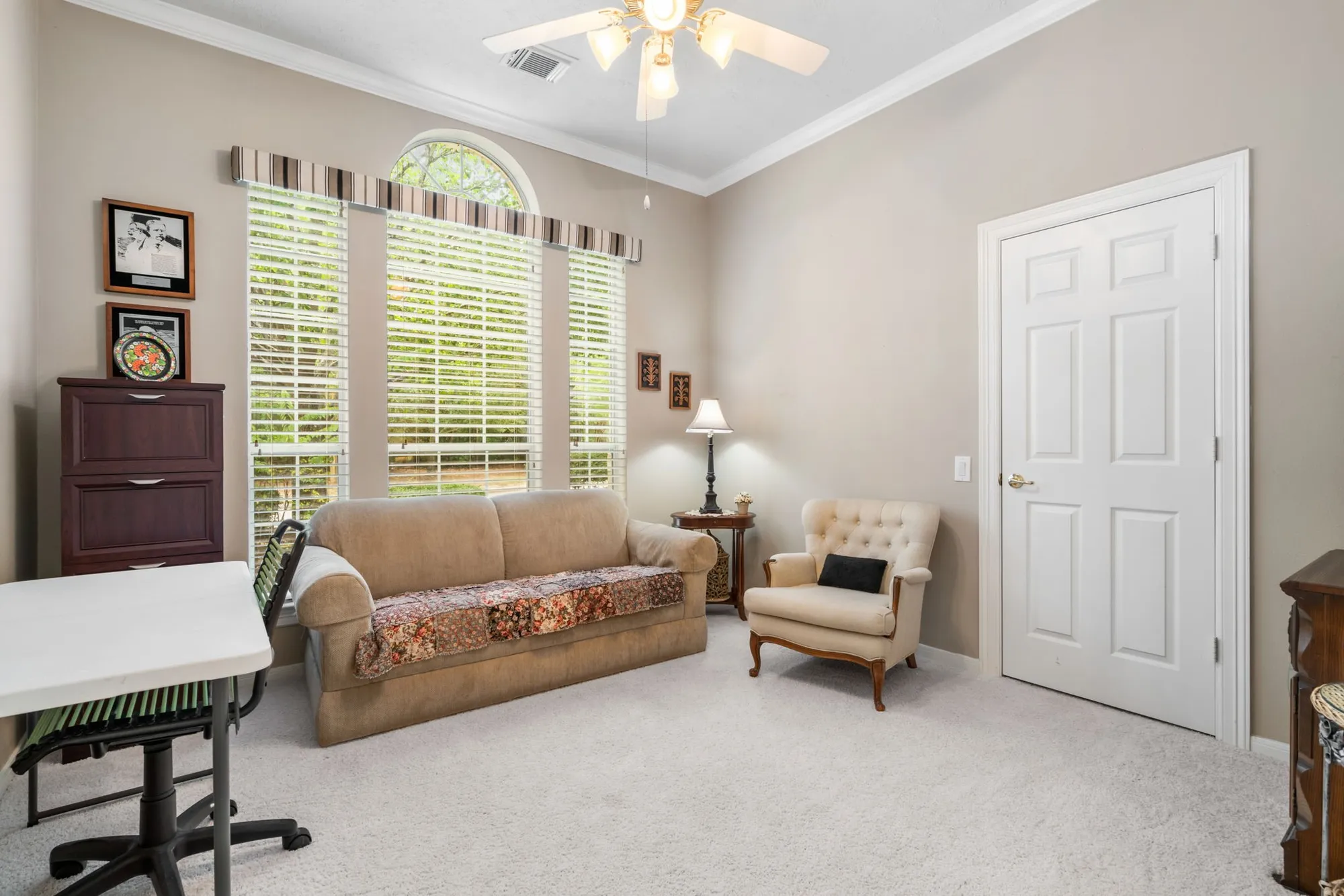 Property Slideshow image 20 of 36 | 30 w windsor hills cir, Conroe, TX, 77384