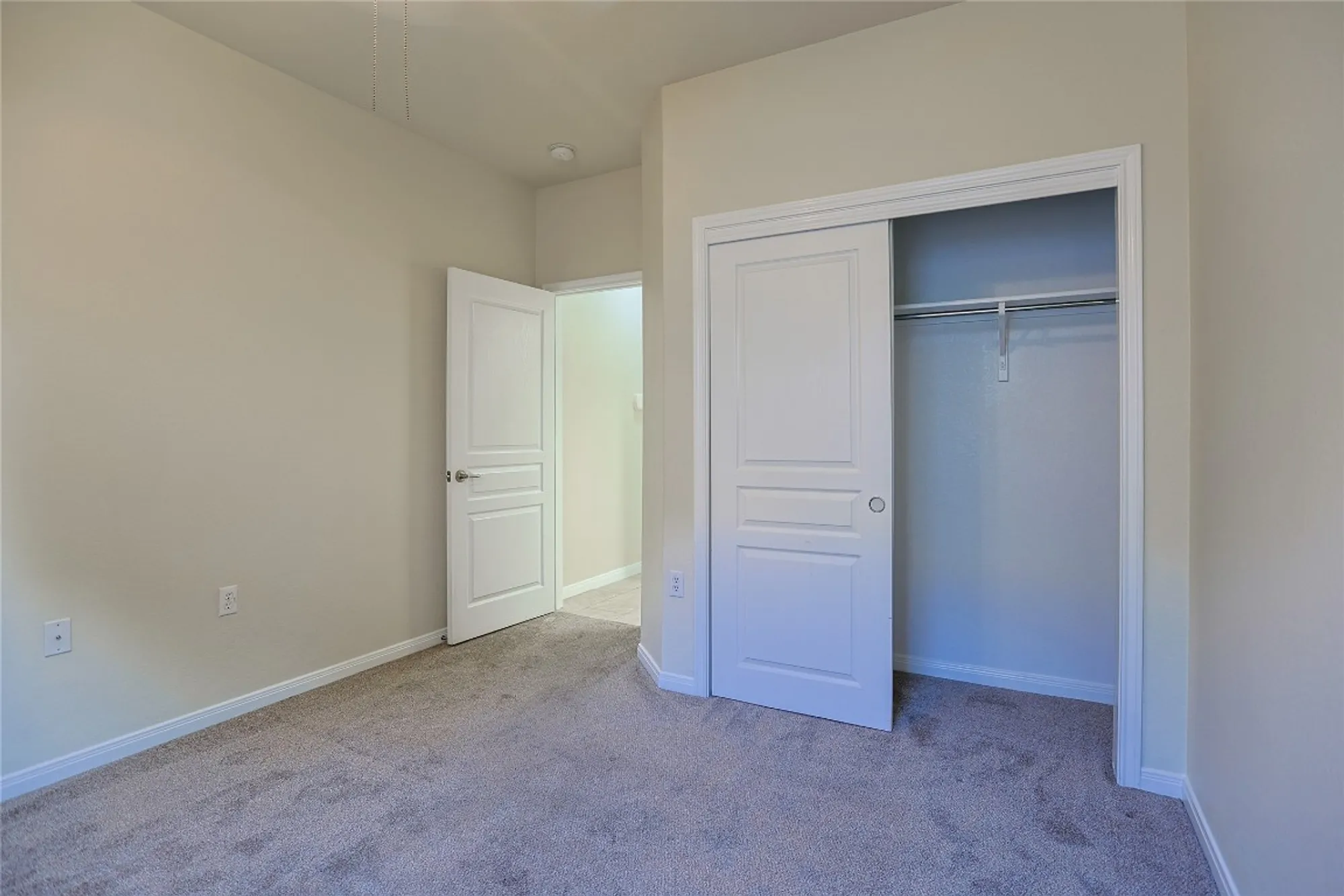 Property Slideshow image 19 of 38 | 306 cobalt cv, Georgetown, TX, 78633