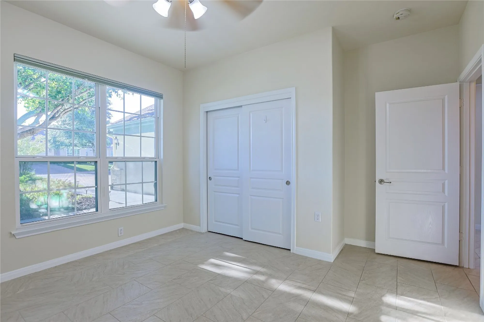Property Slideshow image 21 of 38 | 306 cobalt cv, Georgetown, TX, 78633