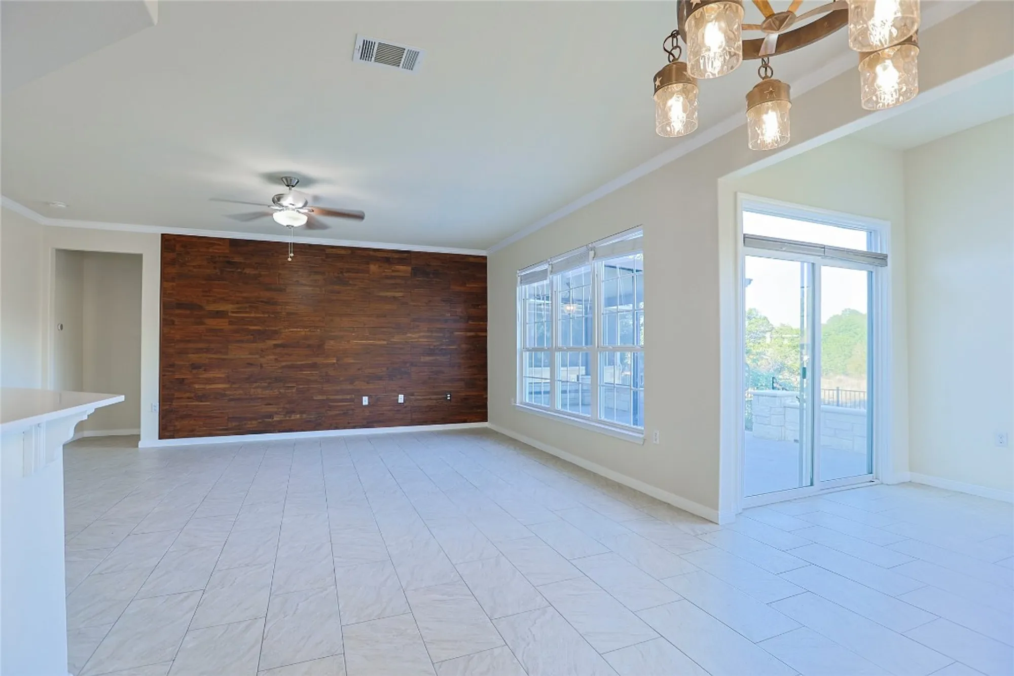 Property Slideshow image 3 of 38 | 306 cobalt cv, Georgetown, TX, 78633