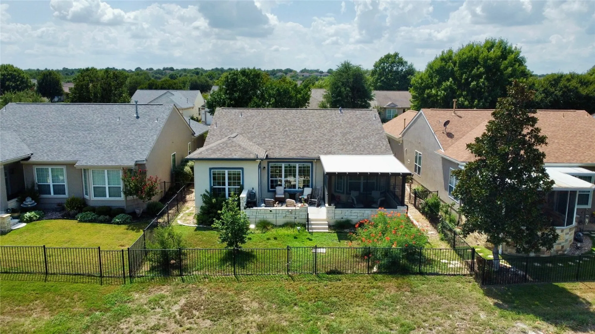 Property Slideshow image 33 of 38 | 306 cobalt cv, Georgetown, TX, 78633