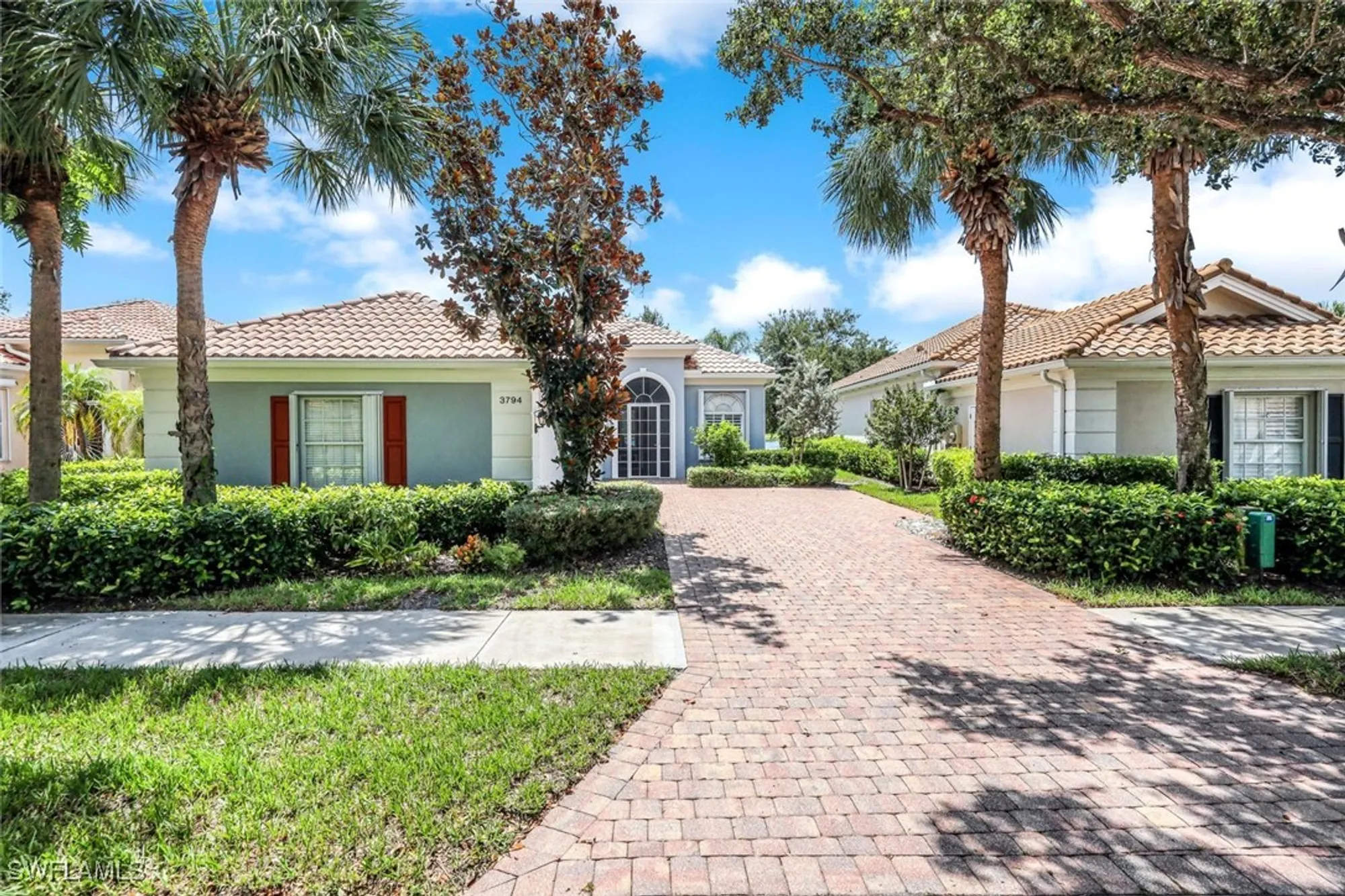 Property Slideshow image 5 of 46 | 3794 whidbey way, Naples, FL, 34119