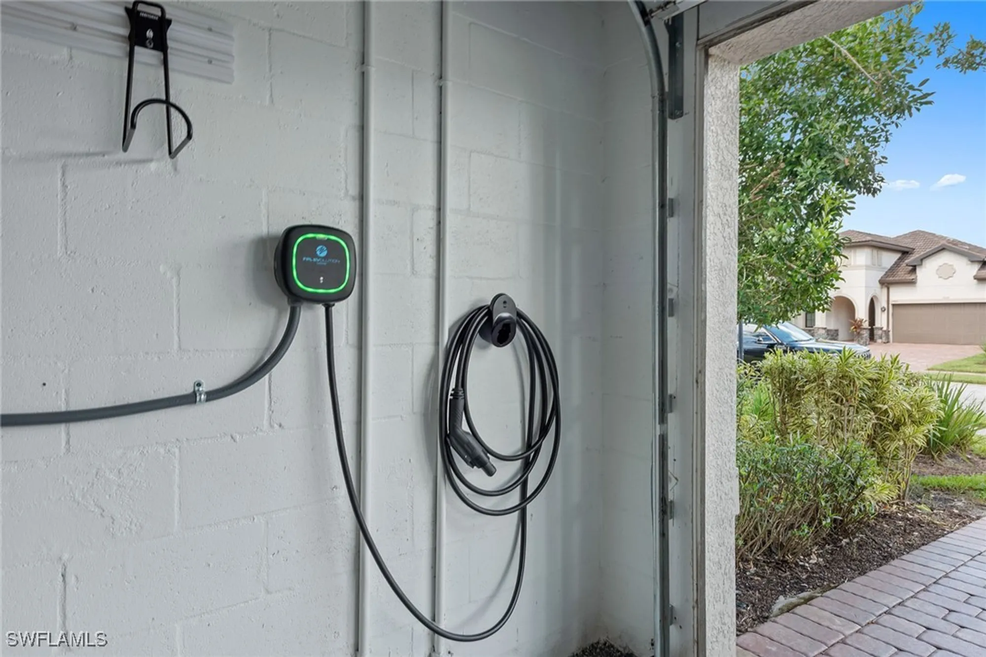 Property Slideshow image 31 of 50 | 2768 amaranda ct, Naples, FL, 34114