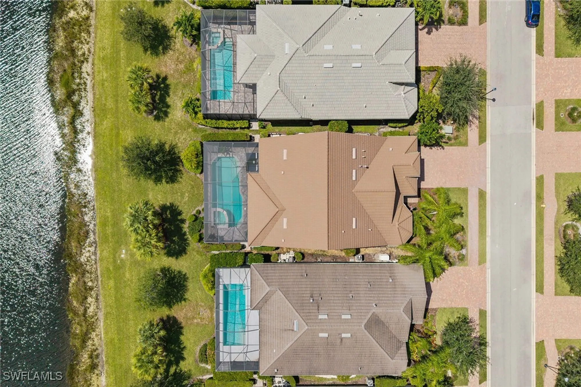 Property Slideshow image 33 of 50 | 2768 amaranda ct, Naples, FL, 34114