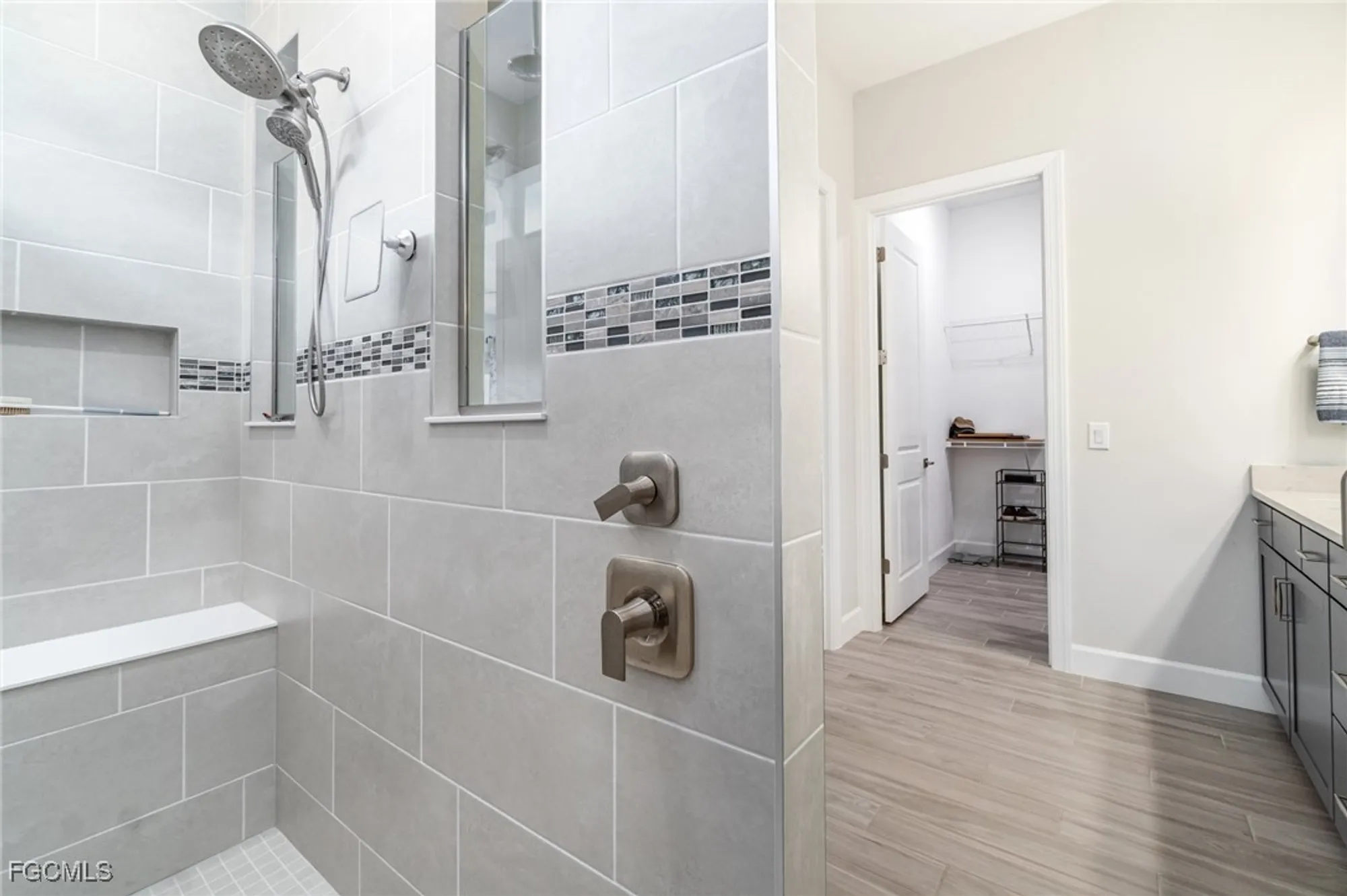 Property Slideshow image 19 of 45 | 17583 winding oak ln, North Fort Myers, FL, 33917