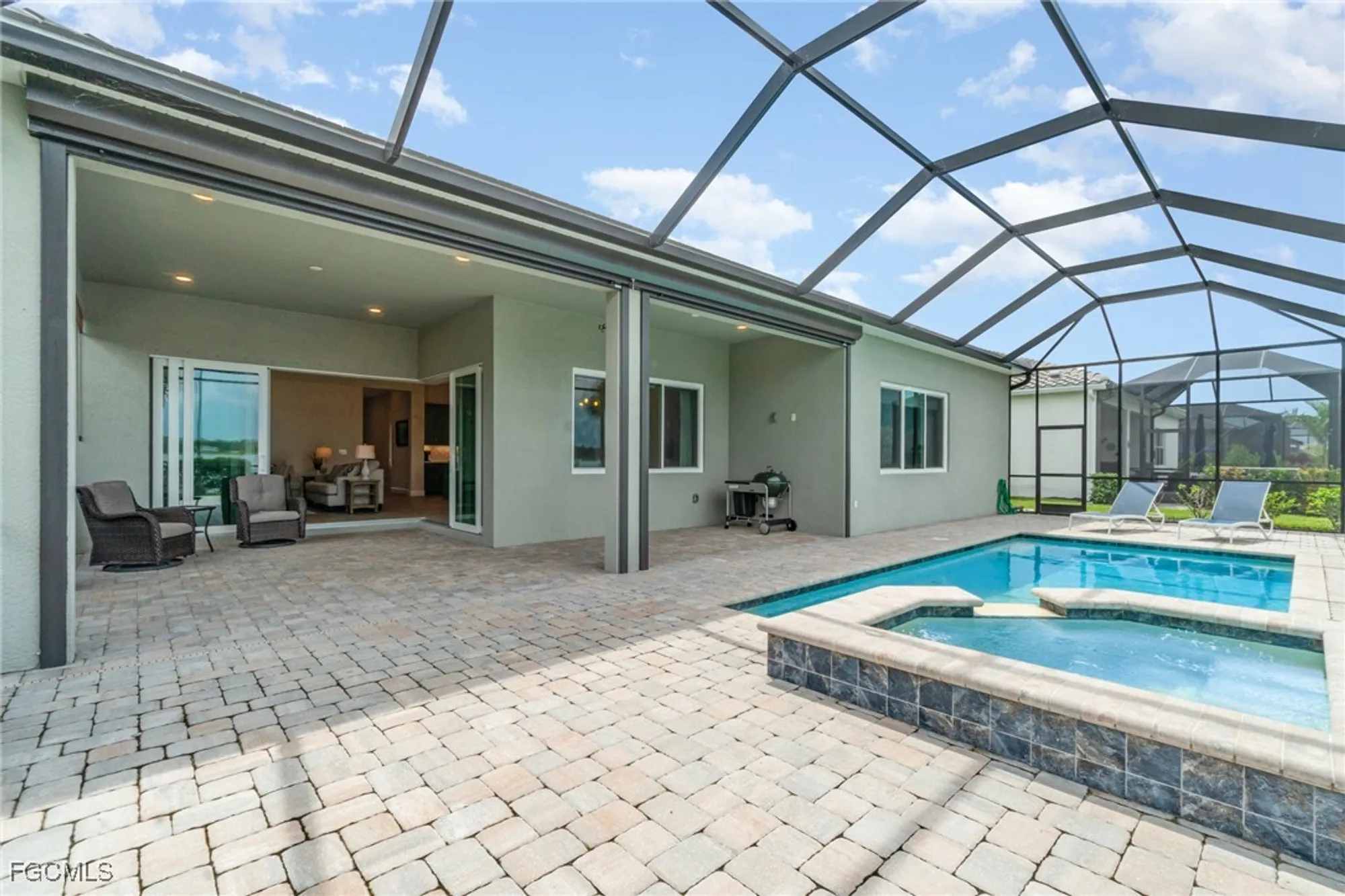Property Slideshow image 28 of 45 | 17583 winding oak ln, North Fort Myers, FL, 33917
