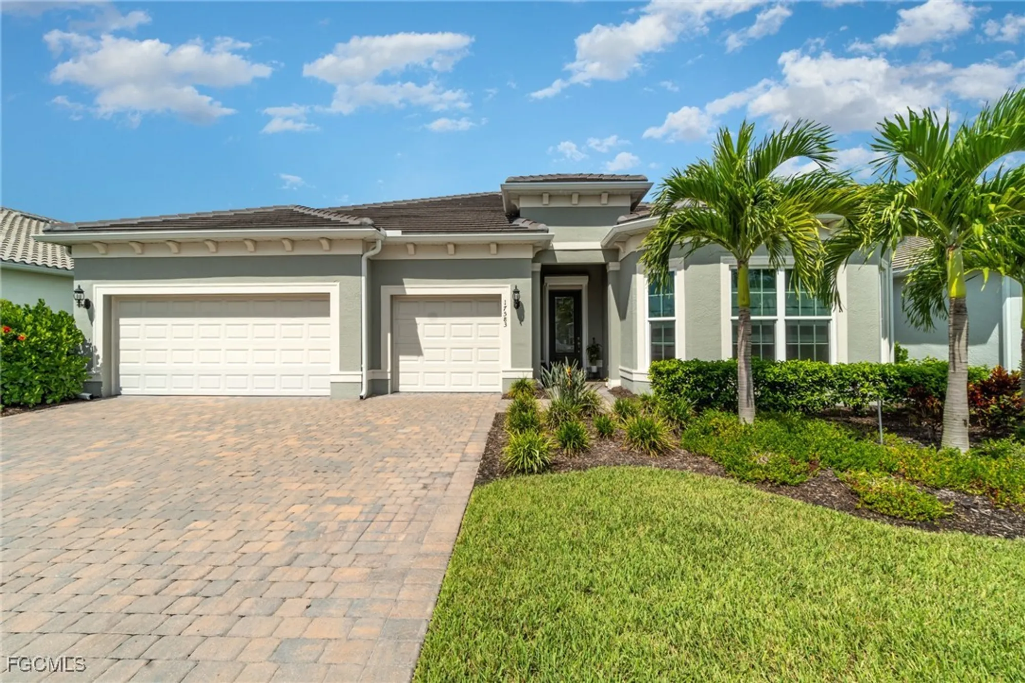 Property Slideshow image 3 of 45 | 17583 winding oak ln, North Fort Myers, FL, 33917