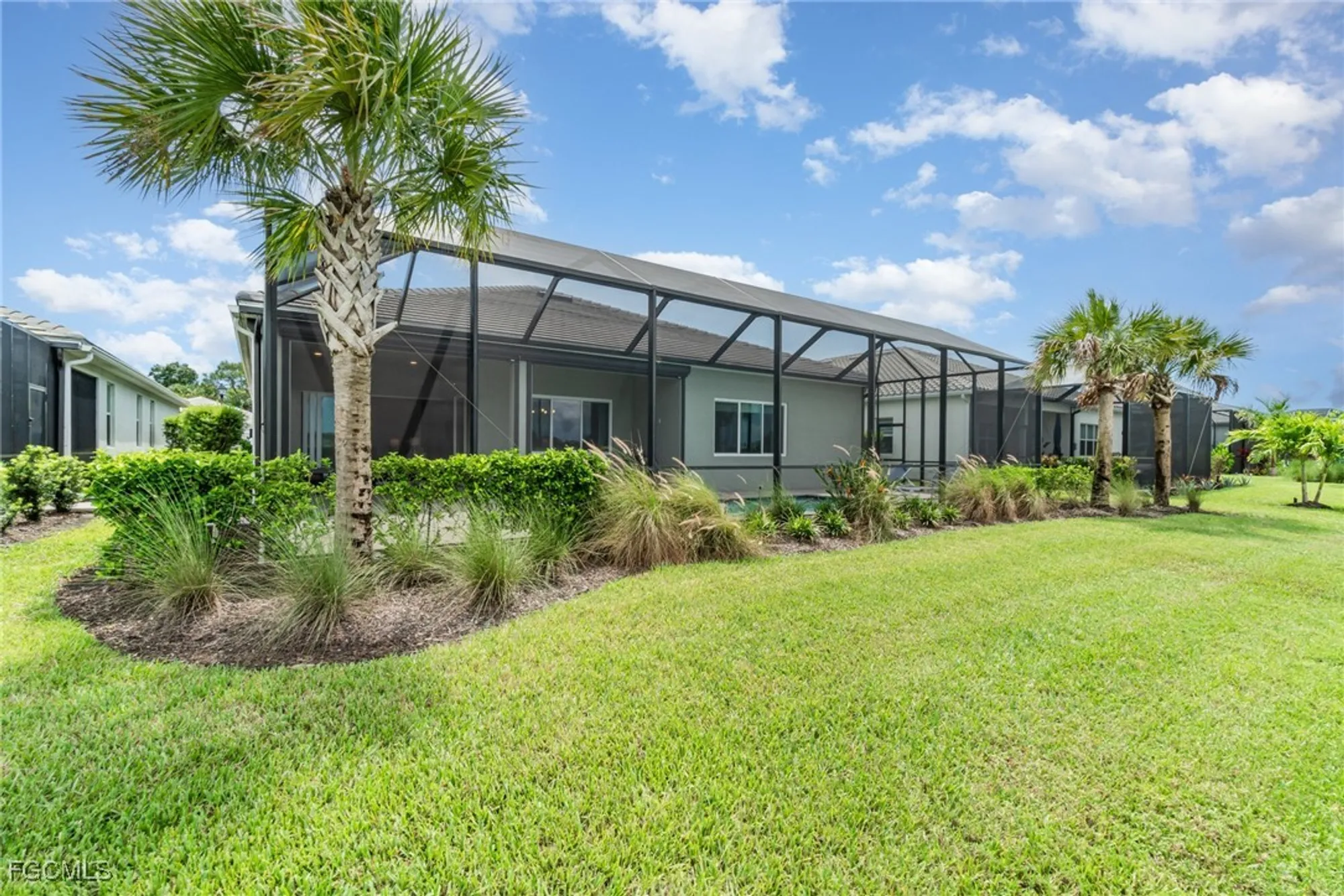 Property Slideshow image 31 of 45 | 17583 winding oak ln, North Fort Myers, FL, 33917