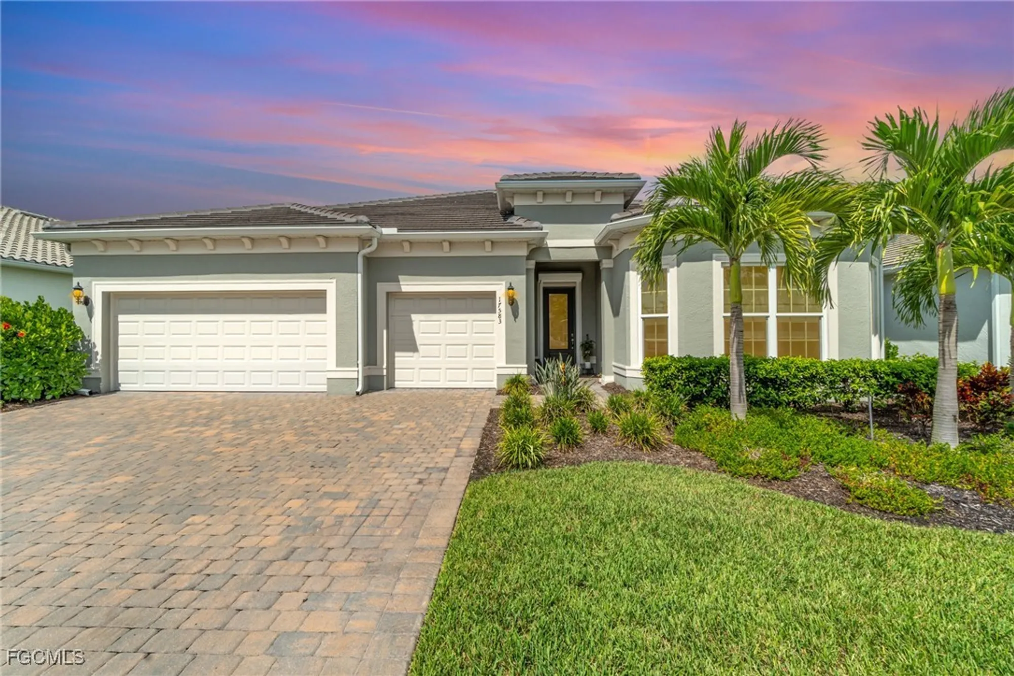 Property Slideshow image 33 of 45 | 17583 winding oak ln, North Fort Myers, FL, 33917