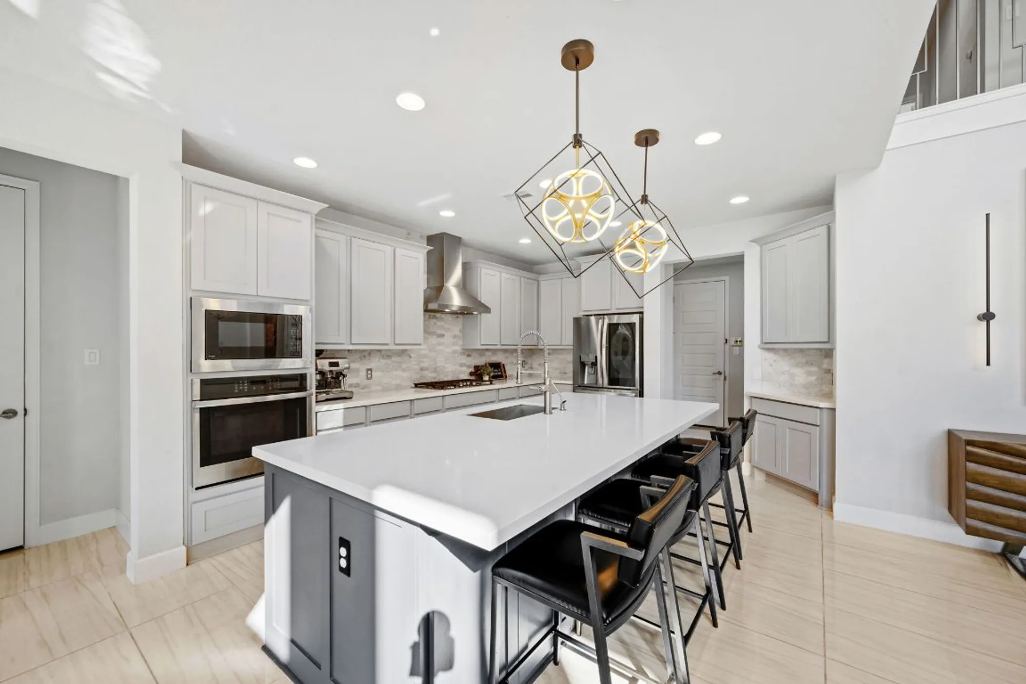 Property Slideshow image 15 of 40 | 448 tobacco pass, New Braunfels, TX, 78132