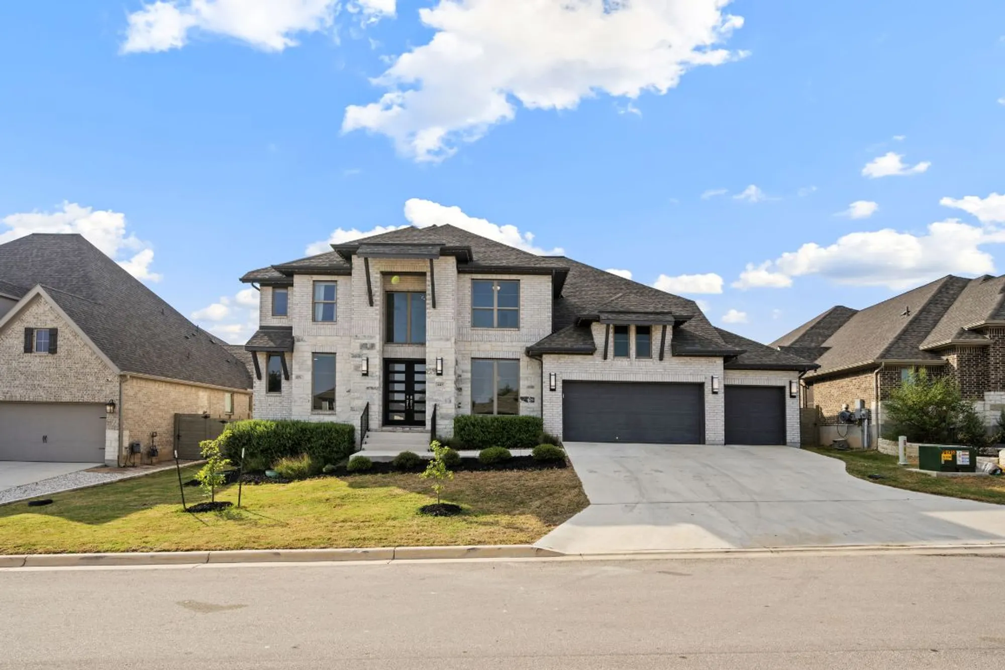 Property Slideshow image 3 of 40 | 448 tobacco pass, New Braunfels, TX, 78132