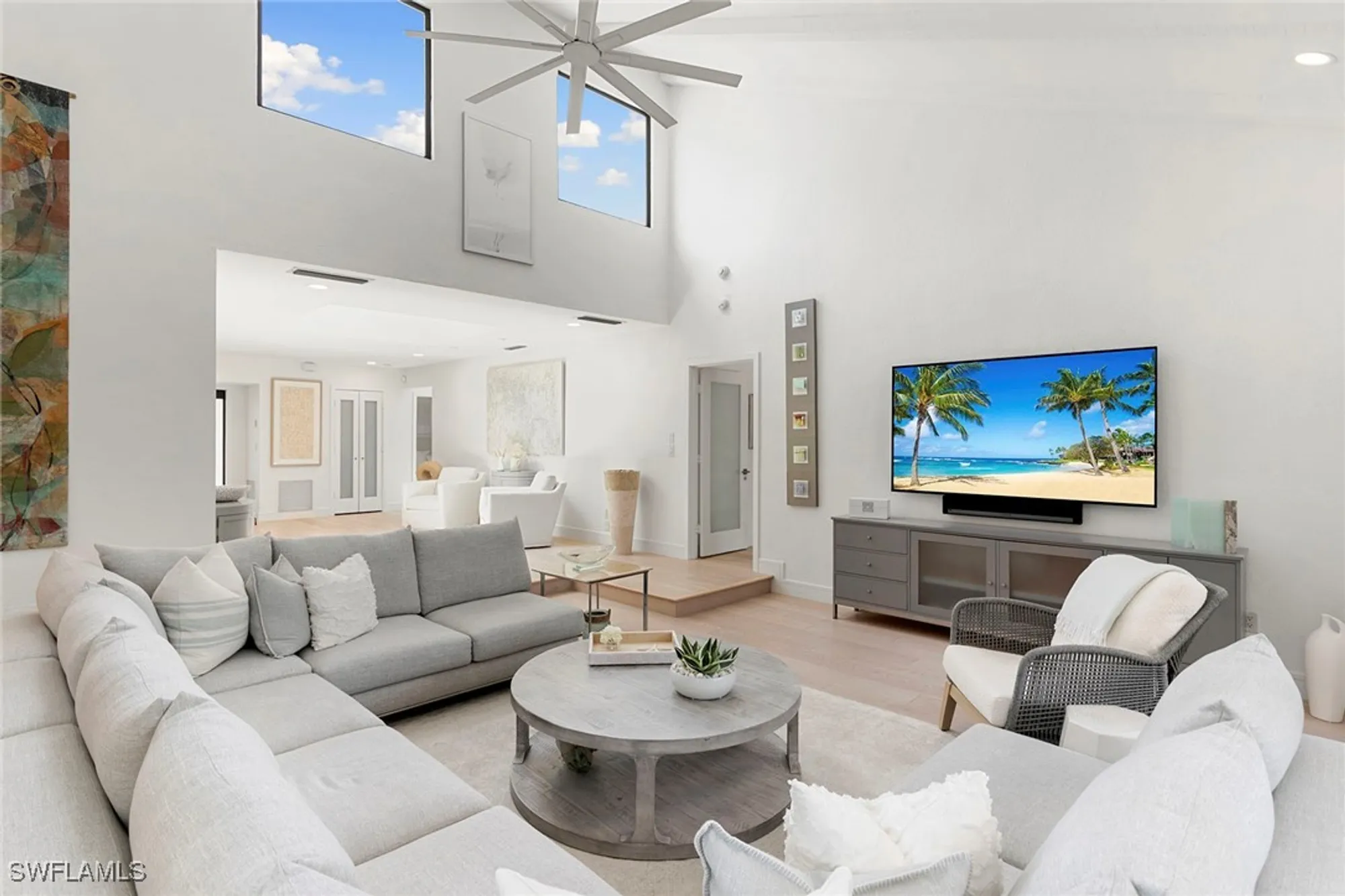 Property Slideshow image 14 of 47 | 580 tierra mar ln # 21, Naples, FL, 34108