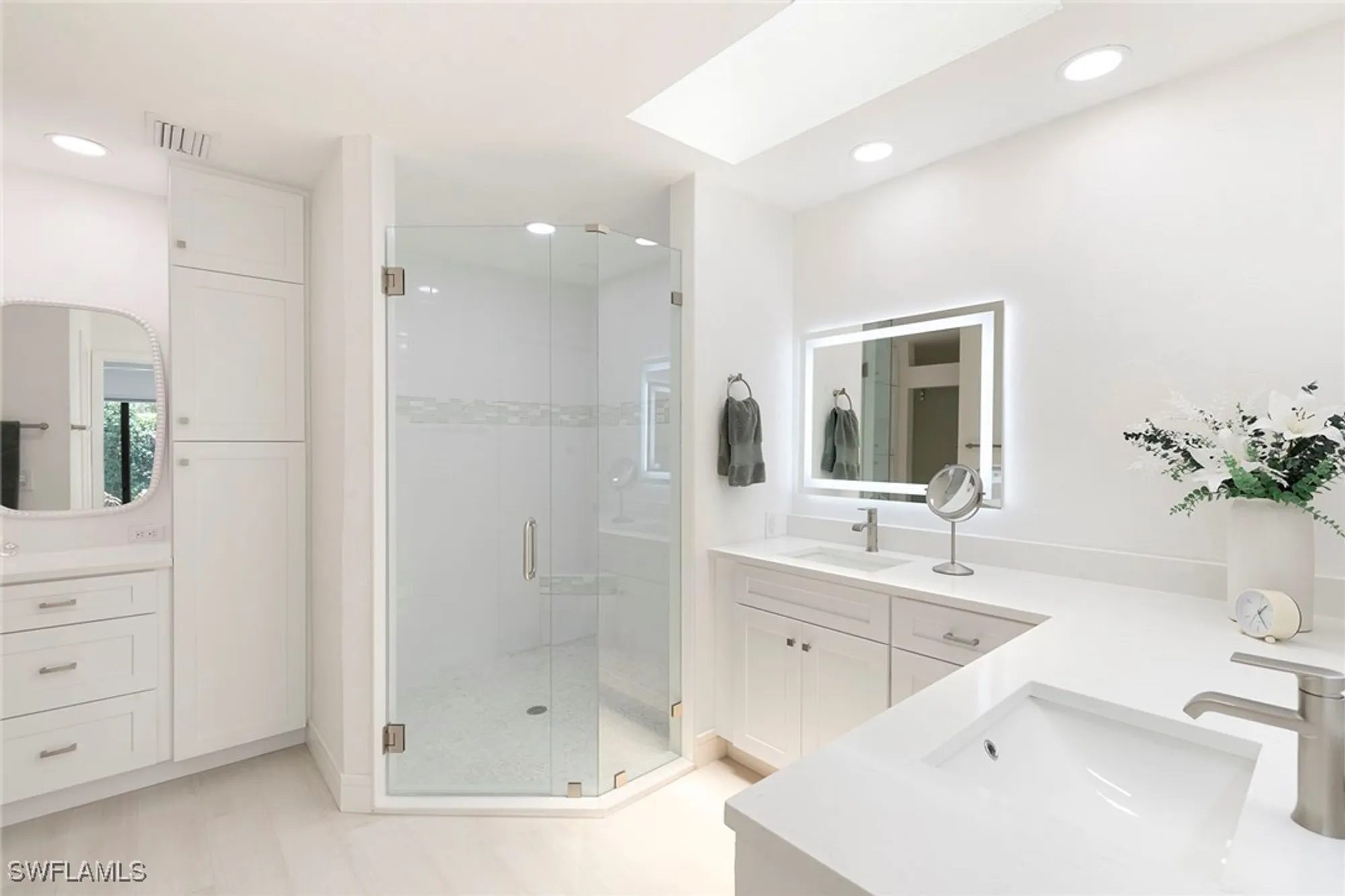 Property Slideshow image 26 of 47 | 580 tierra mar ln # 21, Naples, FL, 34108