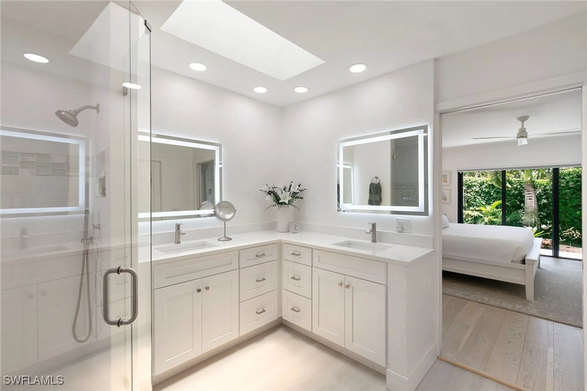 Property Slideshow image 27 of 47 | 580 tierra mar ln # 21, Naples, FL, 34108