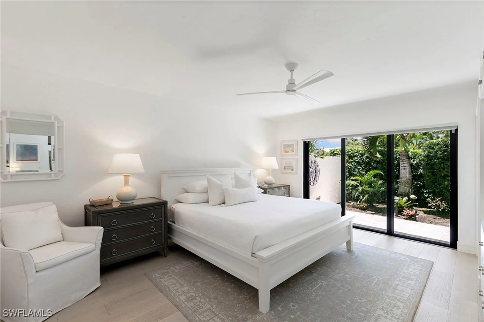 Property Slideshow image 23 of 47 | 580 tierra mar ln # 21, Naples, FL, 34108