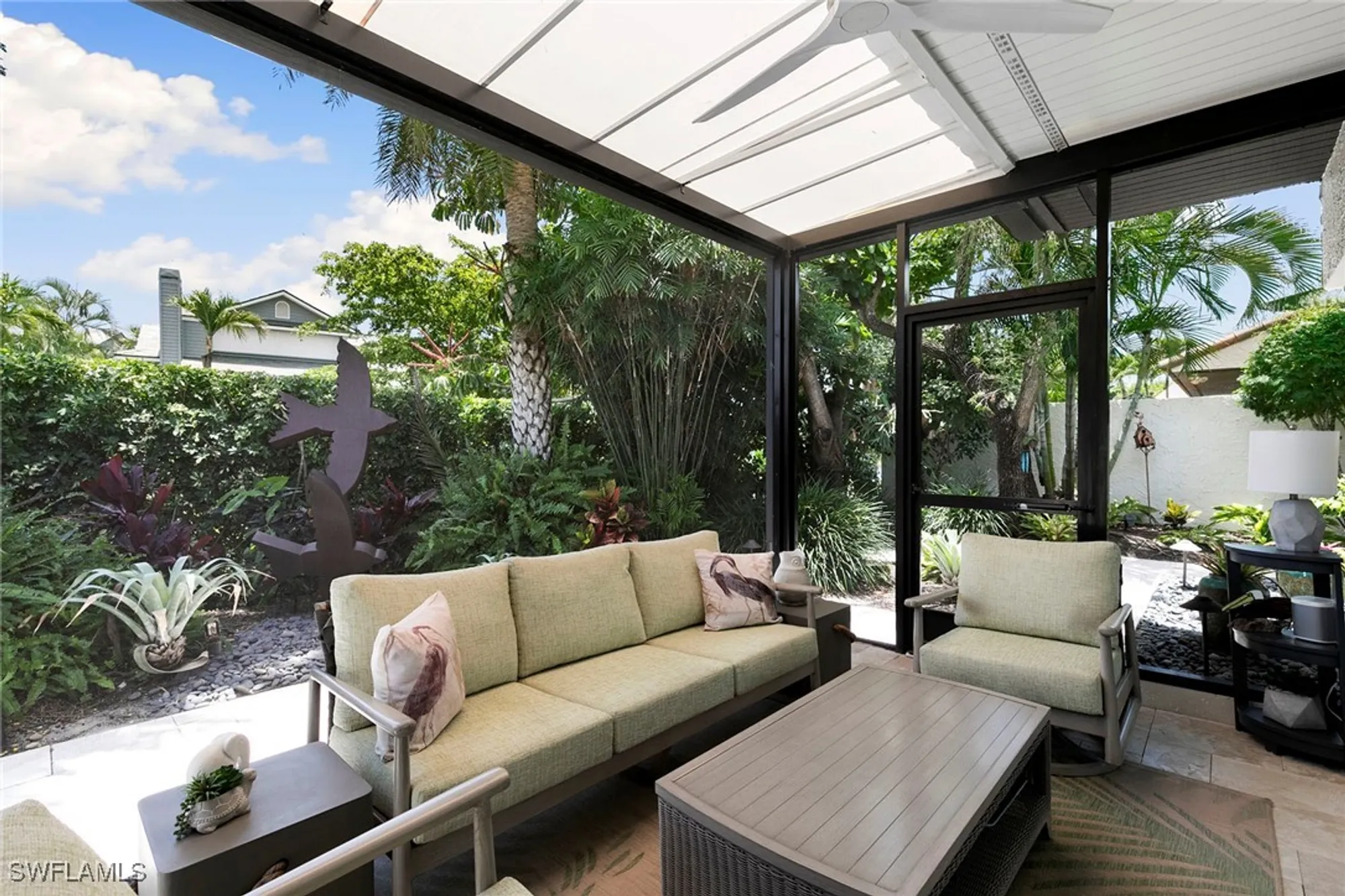 Property Slideshow image 32 of 47 | 580 tierra mar ln # 21, Naples, FL, 34108