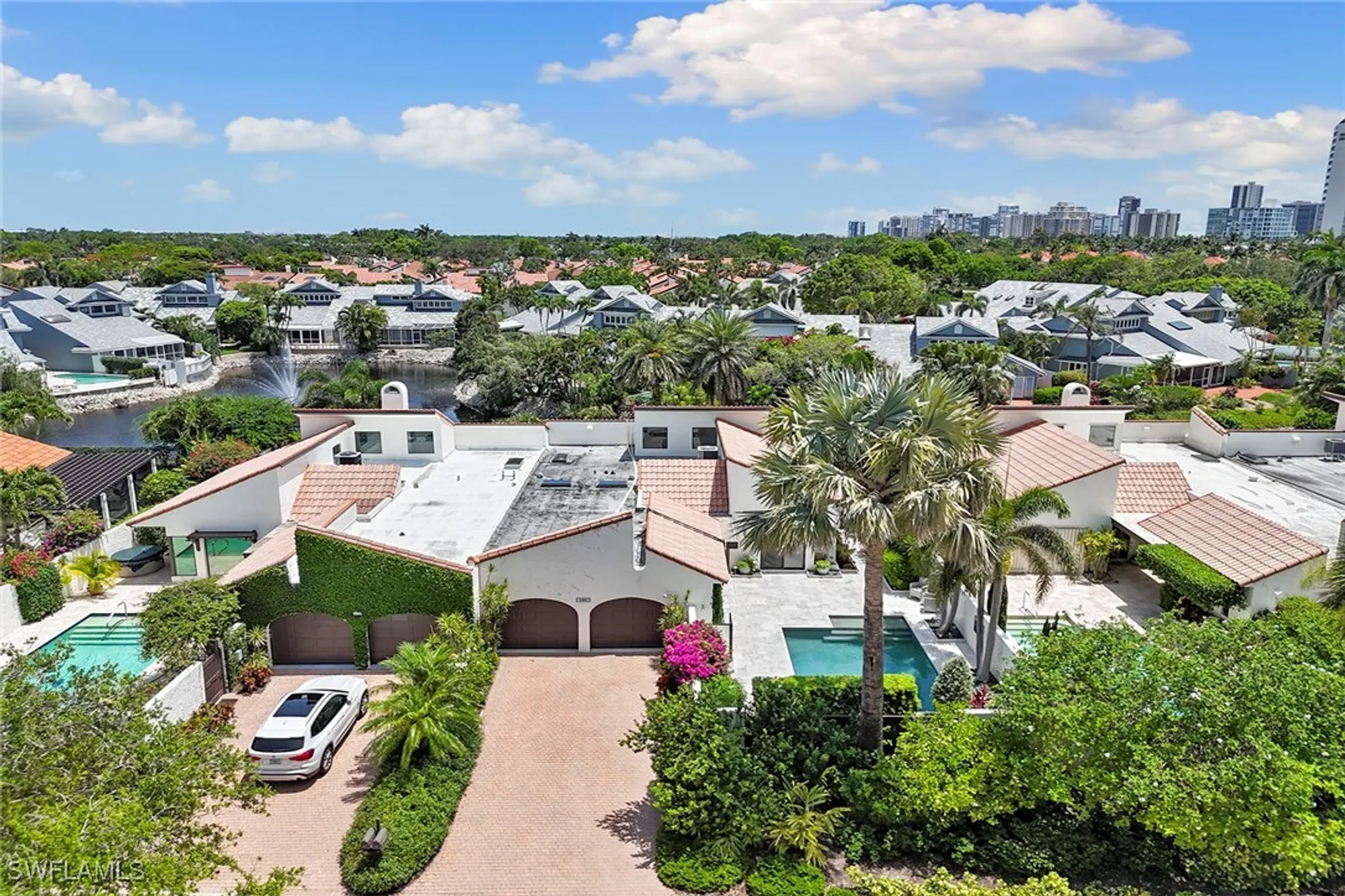 Property Slideshow image 43 of 47 | 580 tierra mar ln # 21, Naples, FL, 34108