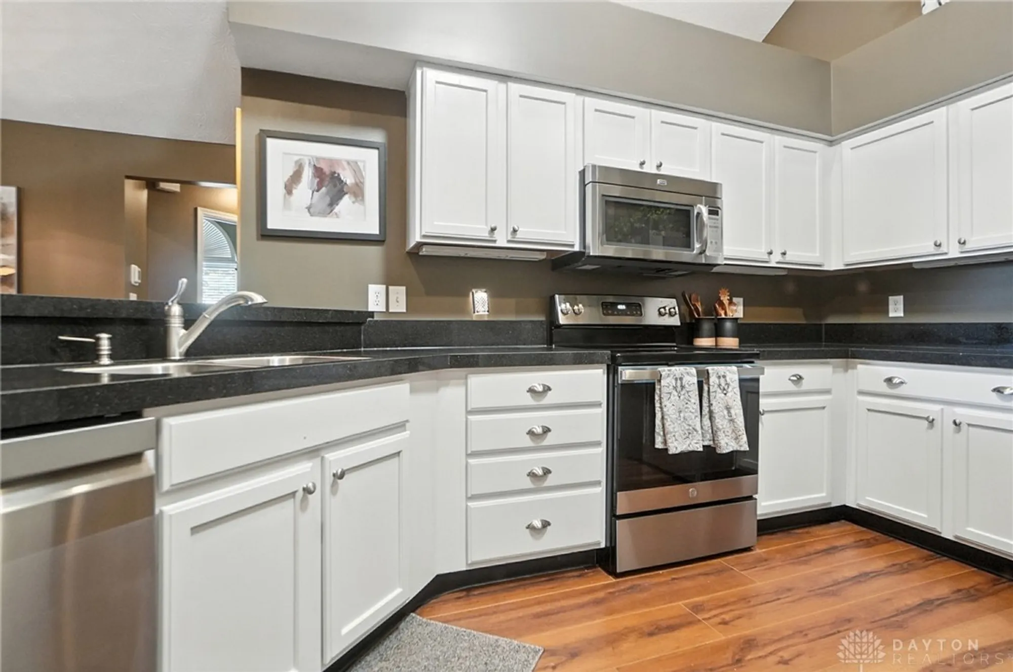 Property Slideshow image 25 of 51 | 184 edinburgh village dr 13, Dayton, OH, 45458