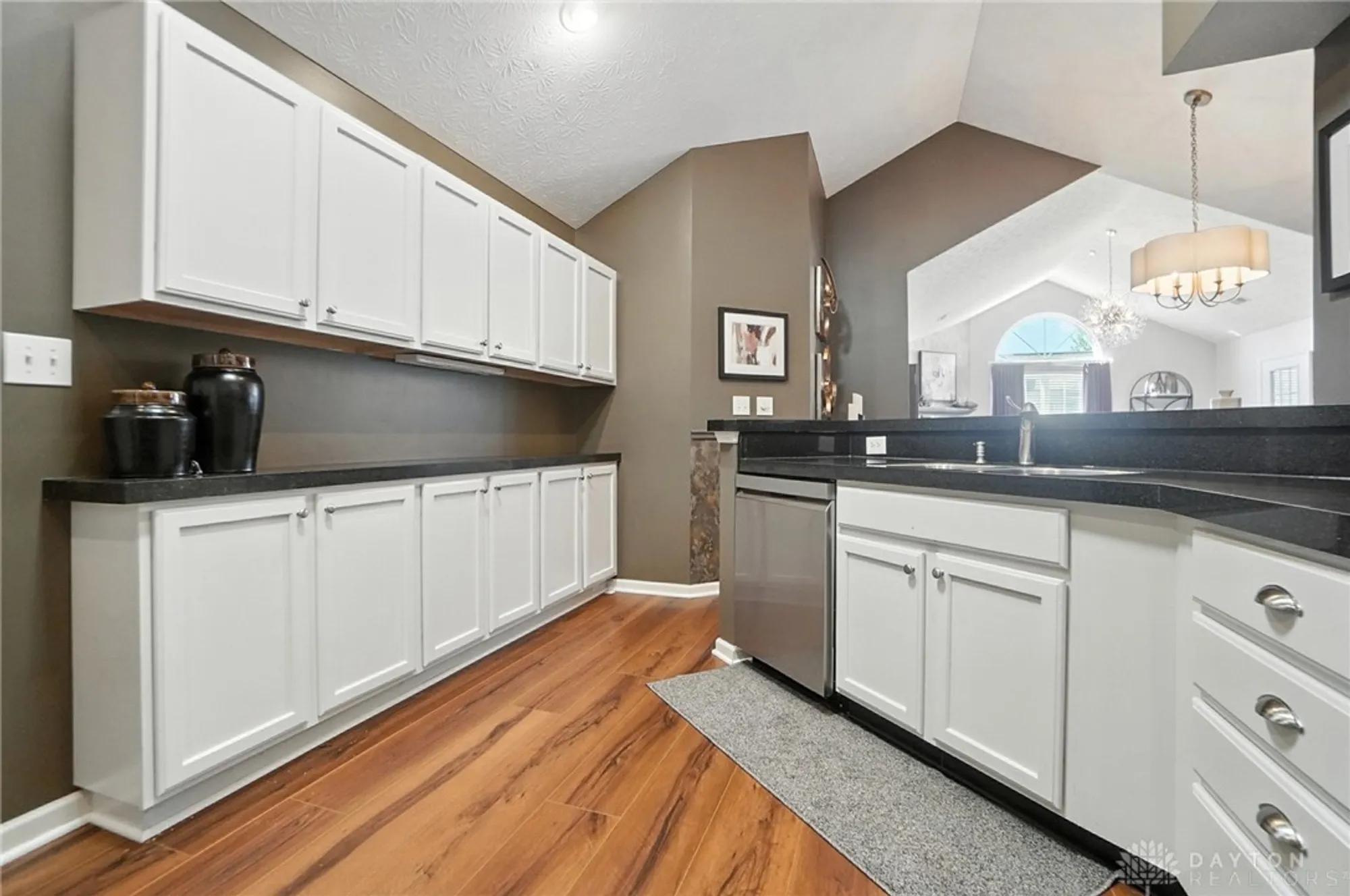 Property Slideshow image 27 of 51 | 184 edinburgh village dr 13, Dayton, OH, 45458