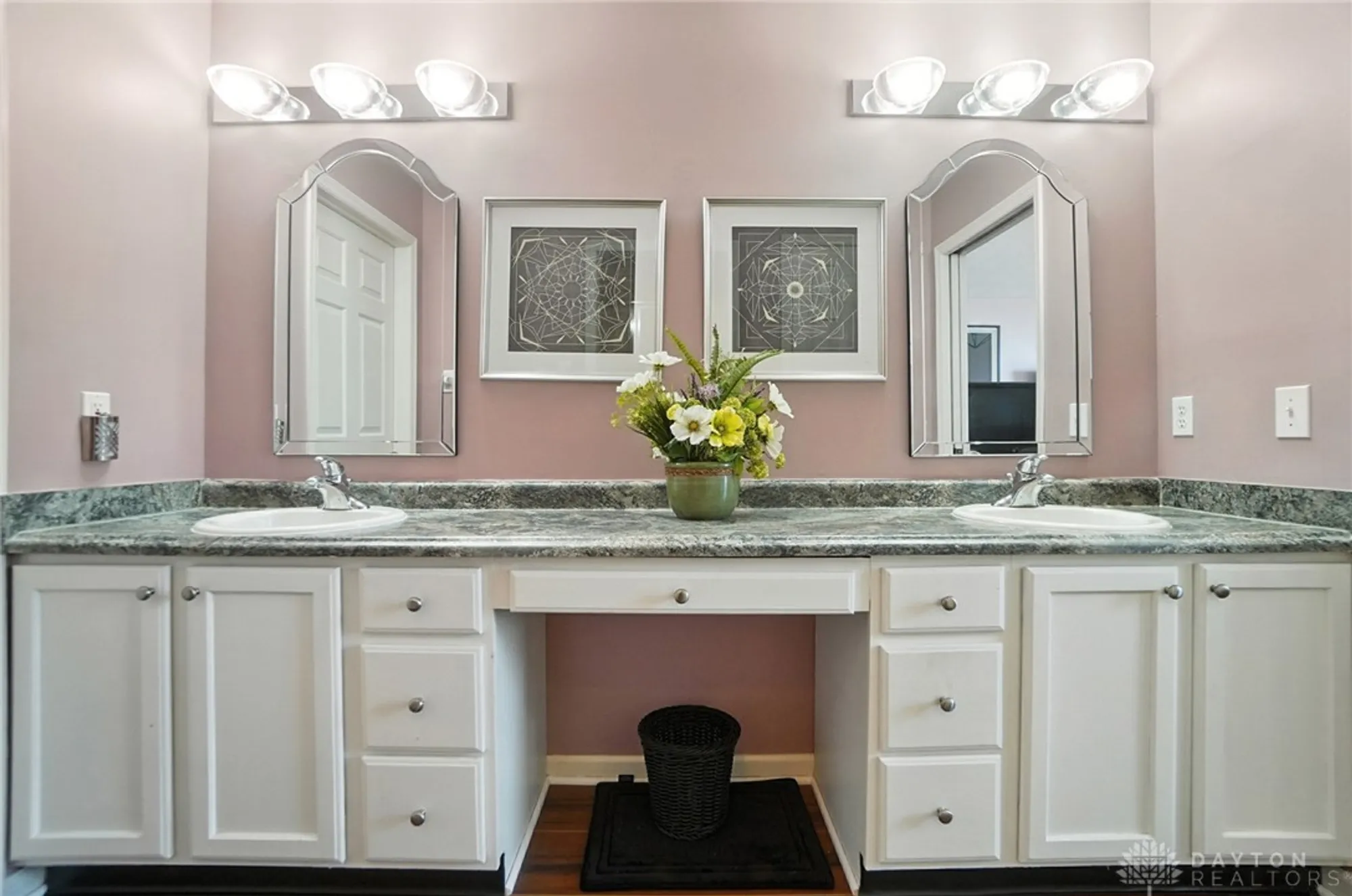 Property Slideshow image 36 of 51 | 184 edinburgh village dr 13, Dayton, OH, 45458