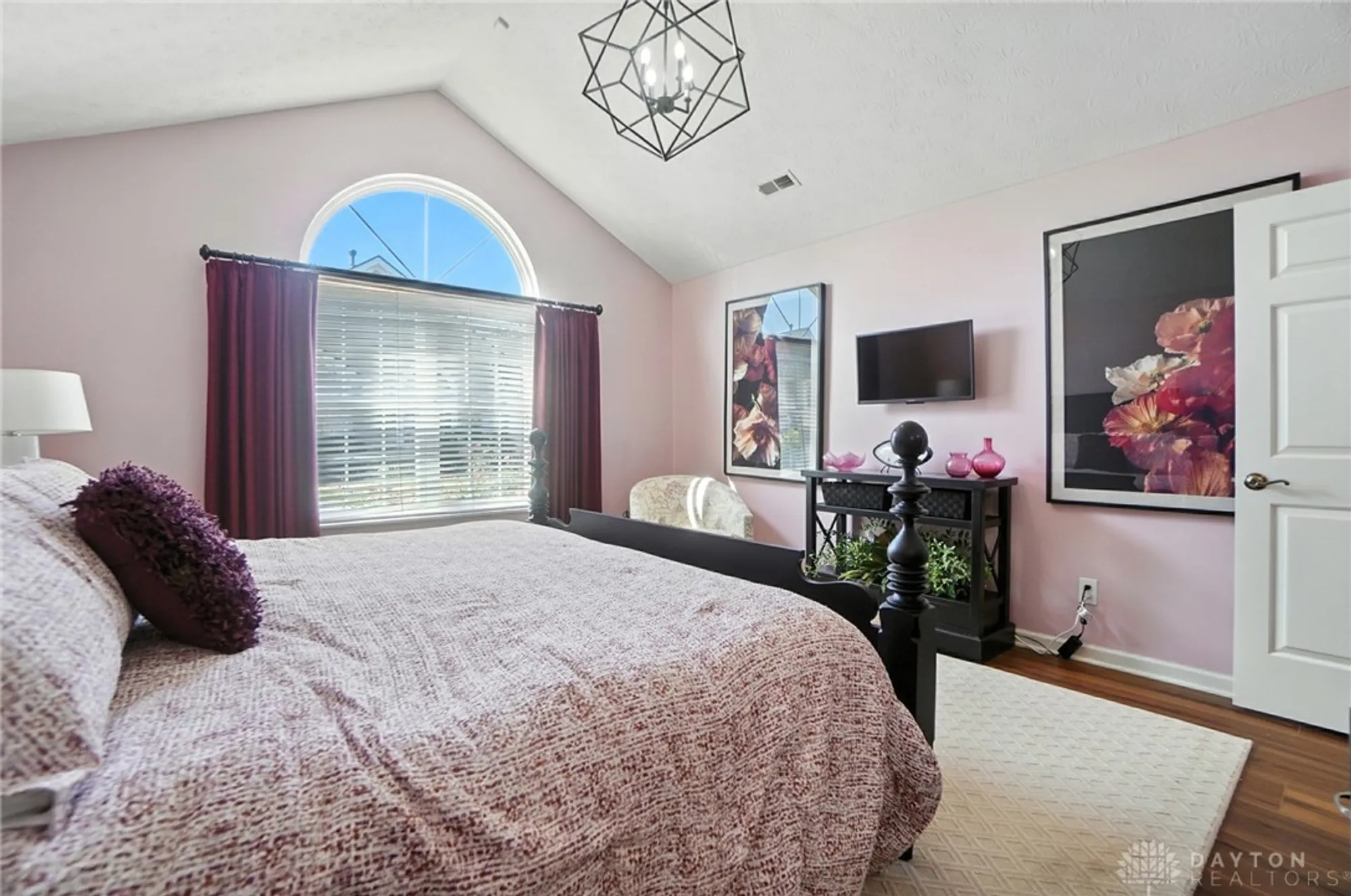 Property Slideshow image 33 of 51 | 184 edinburgh village dr 13, Dayton, OH, 45458