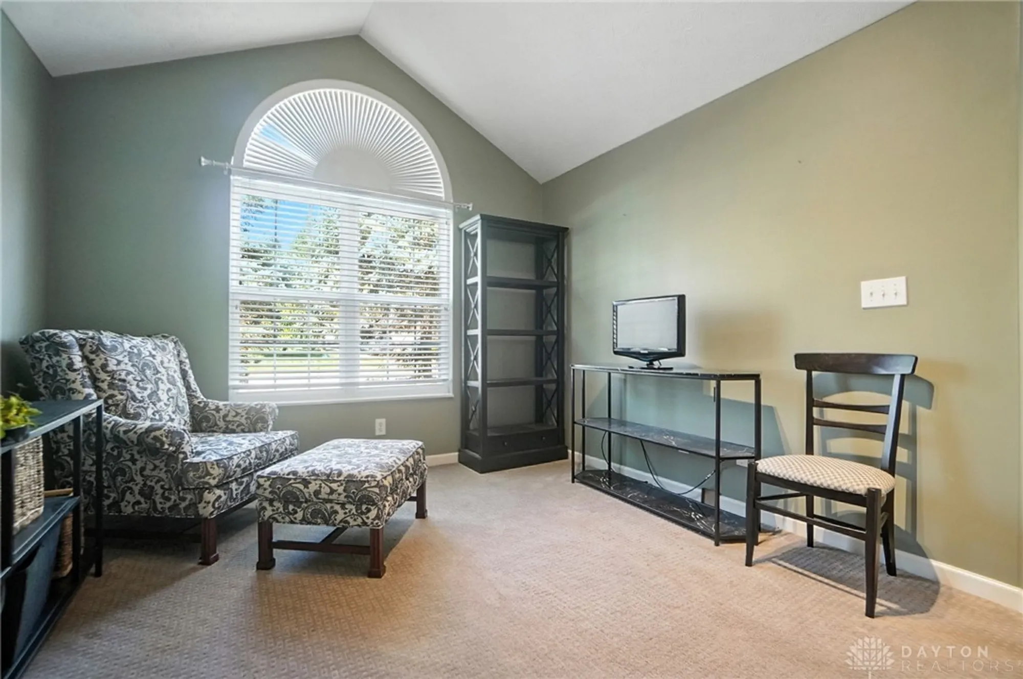 Property Slideshow image 40 of 51 | 184 edinburgh village dr 13, Dayton, OH, 45458