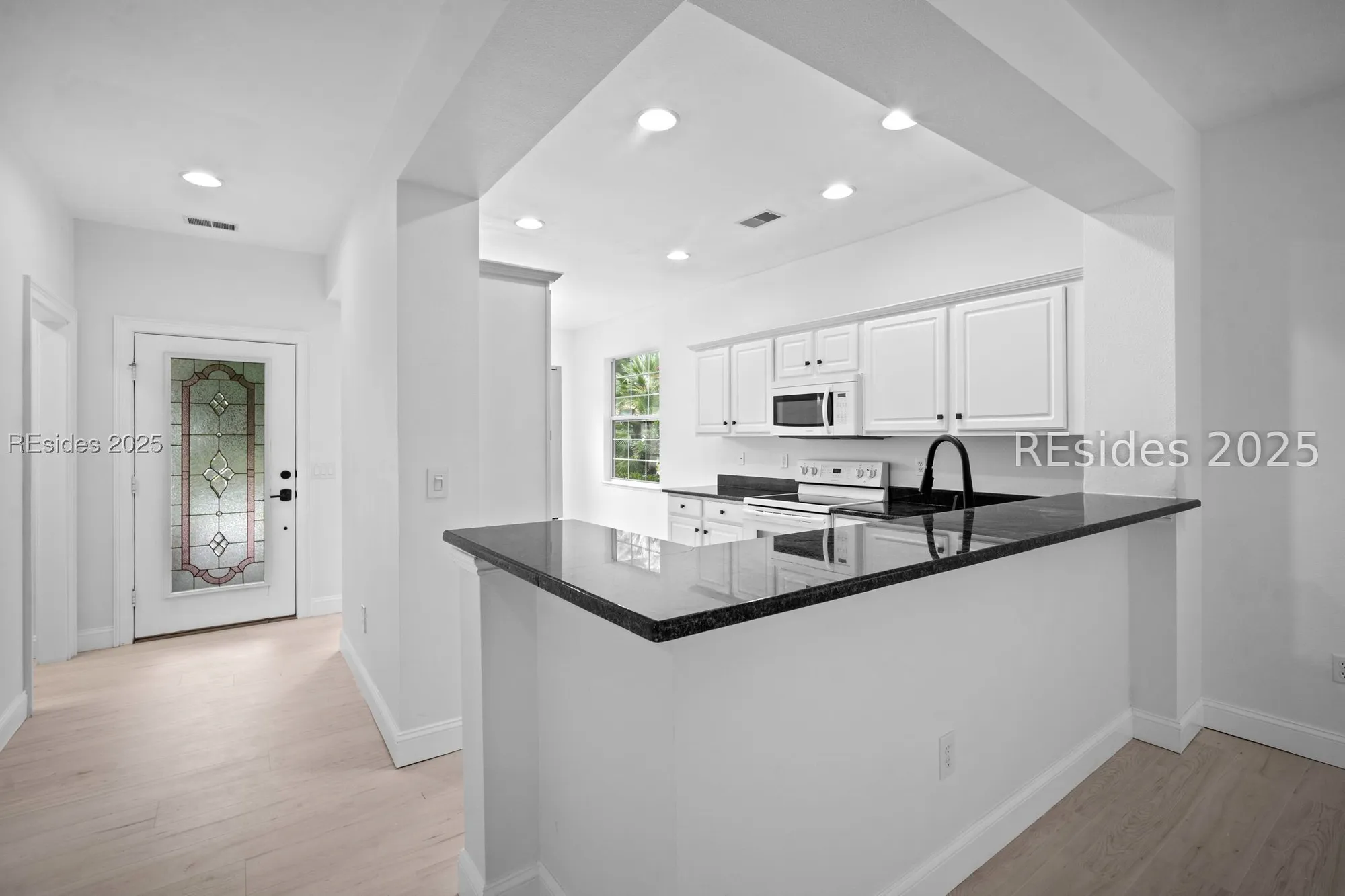 Property Slideshow image 11 of 33 | 38 andover pl, Bluffton, SC, 29909