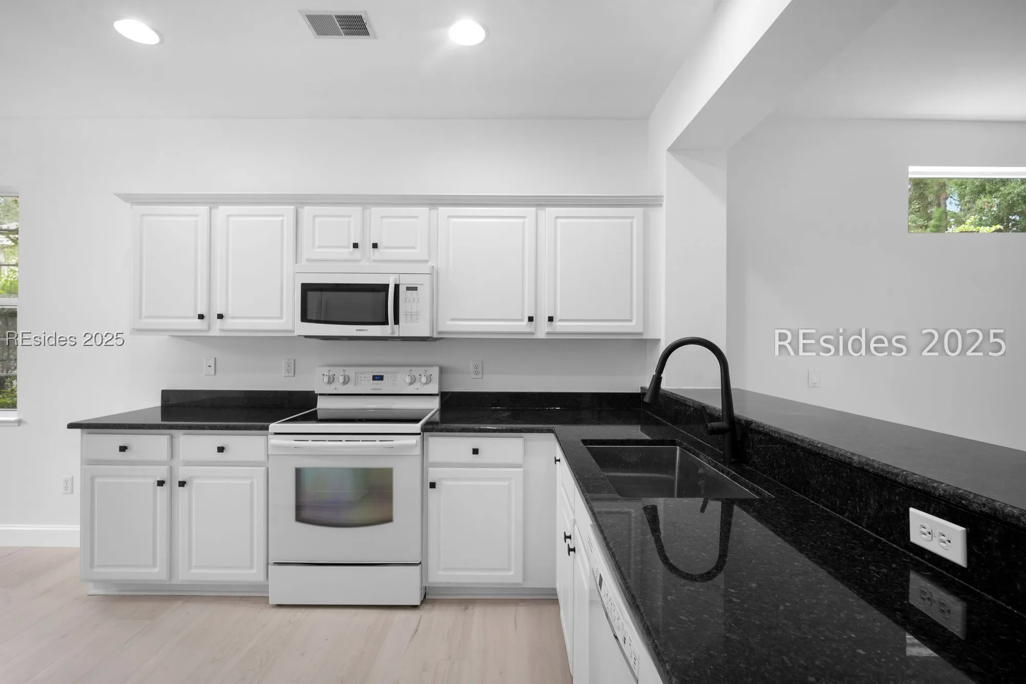 Property Slideshow image 8 of 33 | 38 andover pl, Bluffton, SC, 29909