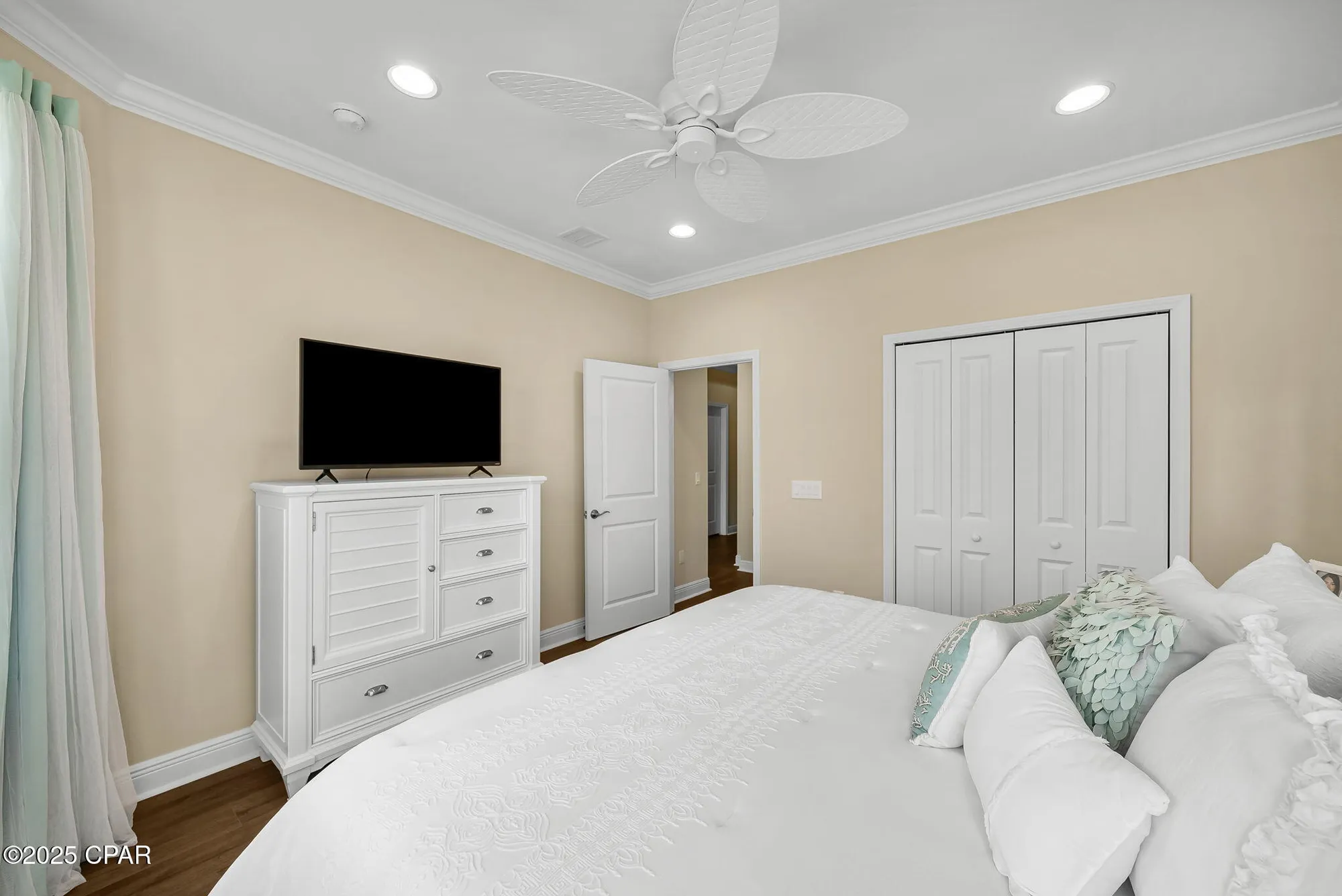 Property Slideshow image 18 of 80 | 8575 island breeze ave, Panama City Beach, FL, 32413