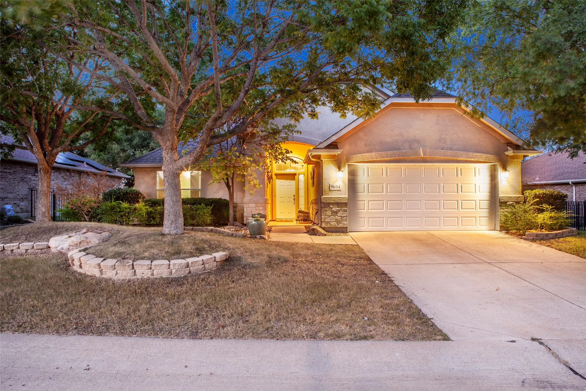 Property Slideshow image 1 of 40 | 9604 pinewood dr, Denton, TX, 76207