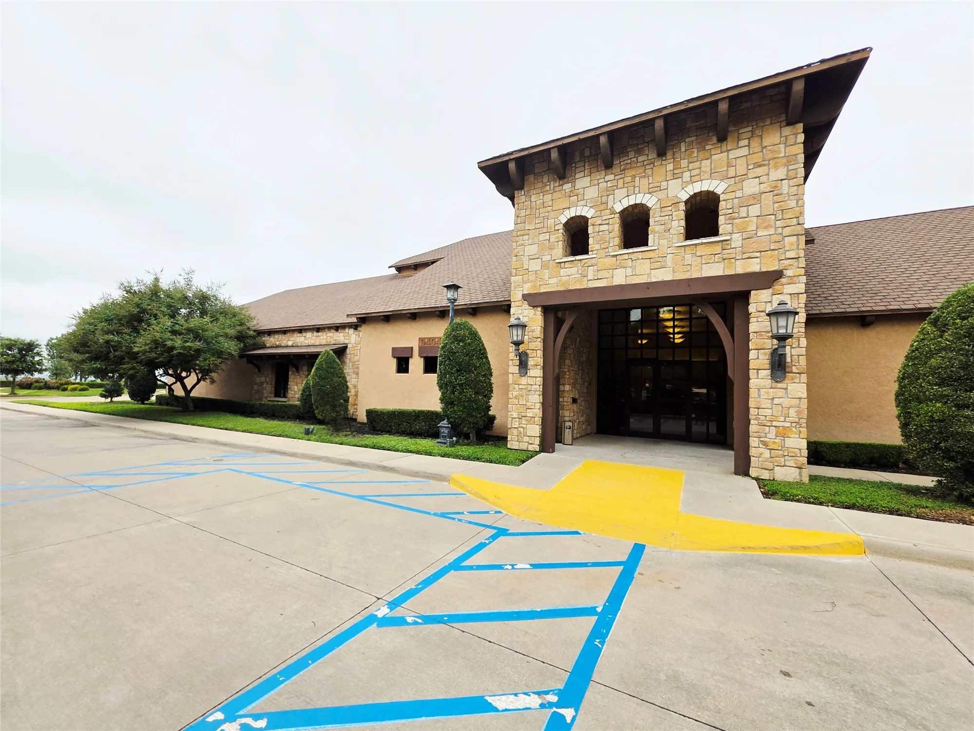 Property Slideshow image 37 of 40 | 9604 pinewood dr, Denton, TX, 76207