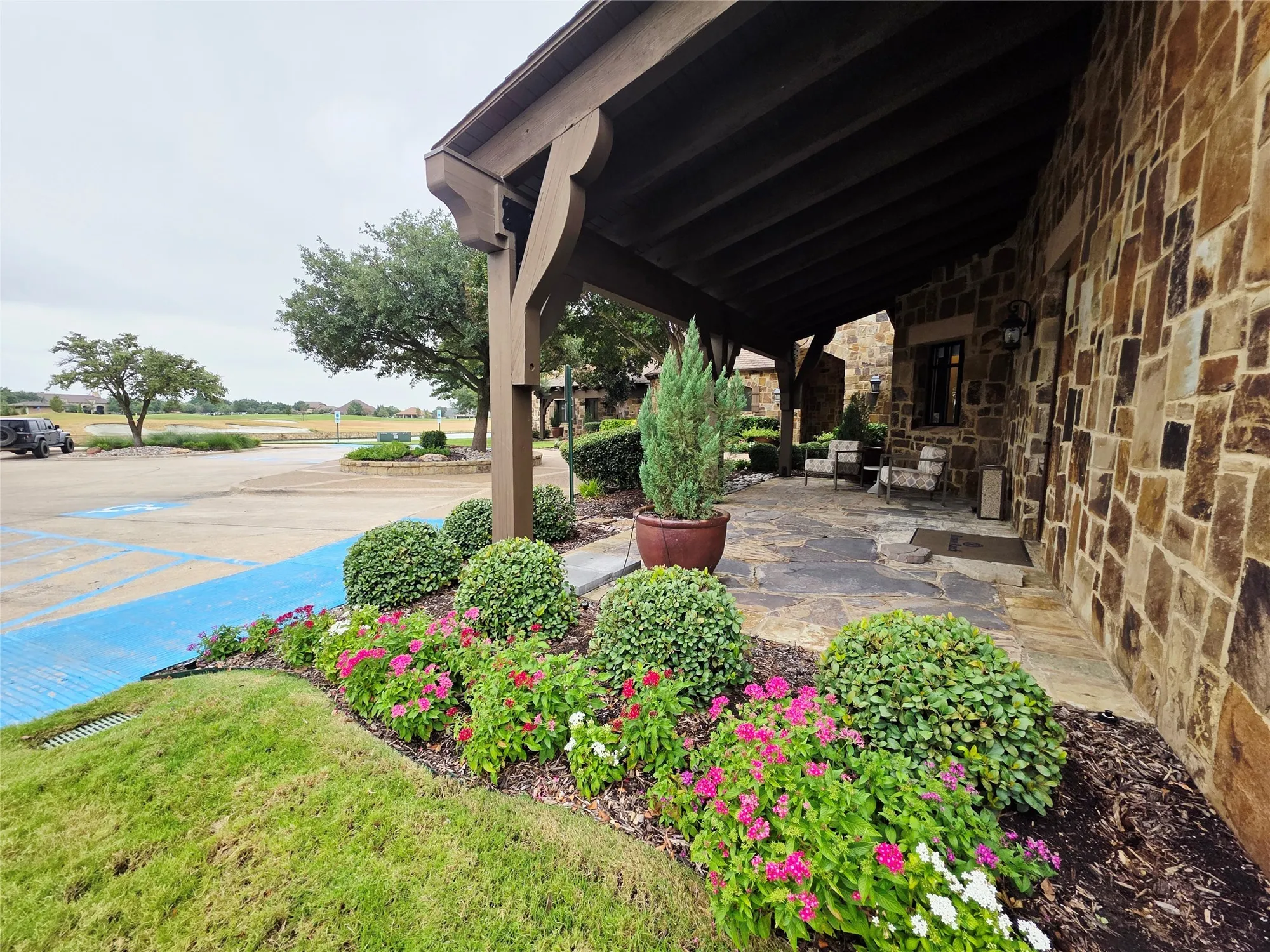 Property Slideshow image 39 of 40 | 9604 pinewood dr, Denton, TX, 76207