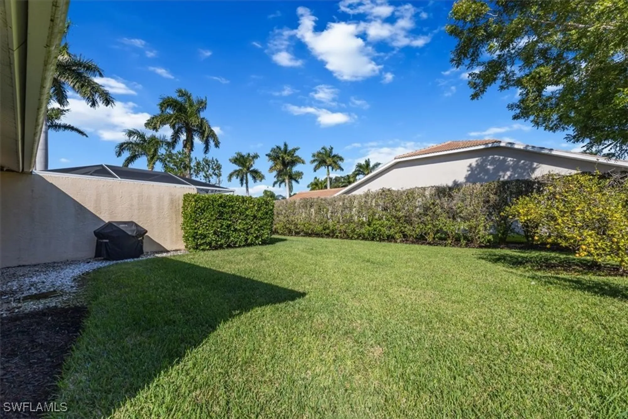 Property Slideshow image 23 of 26 | 6646 castlelawn pl, Naples, FL, 34113