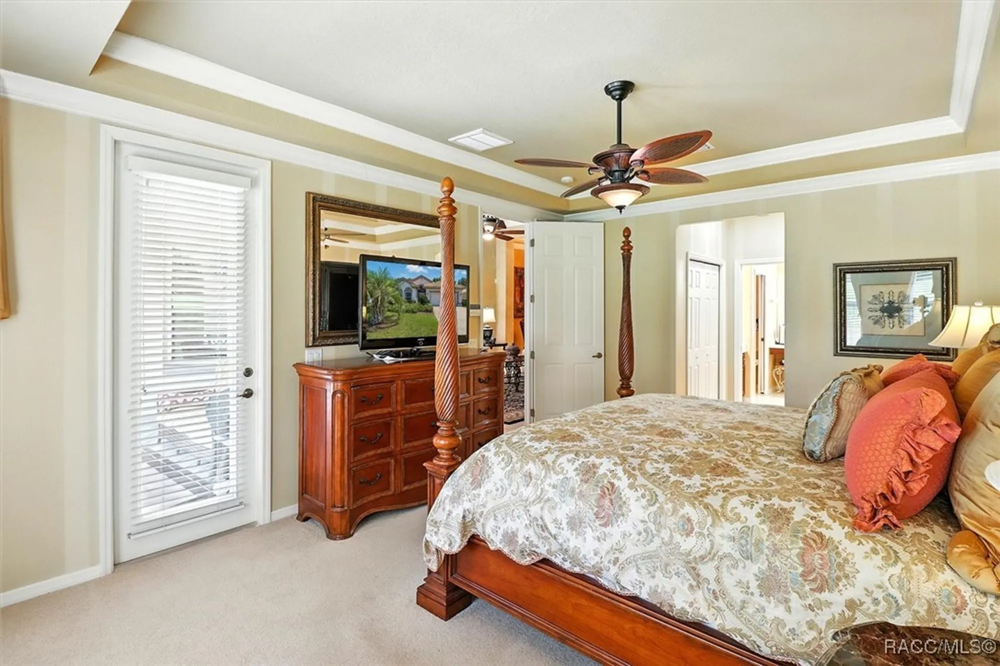 Property Slideshow image 25 of 46 | 1070 w skyview crossing dr, Hernando, FL, 34442