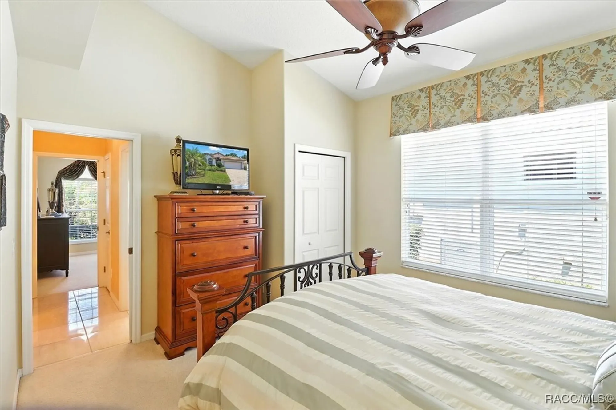 Property Slideshow image 31 of 46 | 1070 w skyview crossing dr, Hernando, FL, 34442