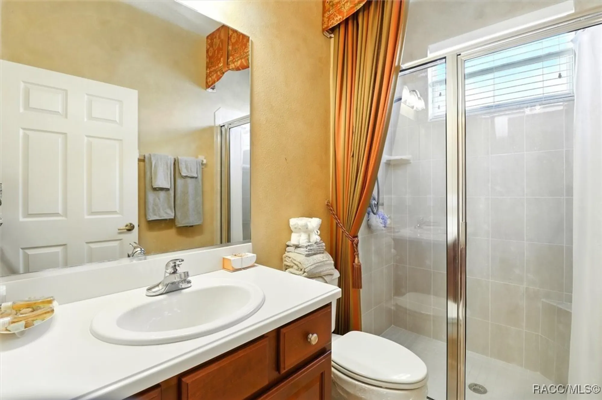 Property Slideshow image 32 of 46 | 1070 w skyview crossing dr, Hernando, FL, 34442