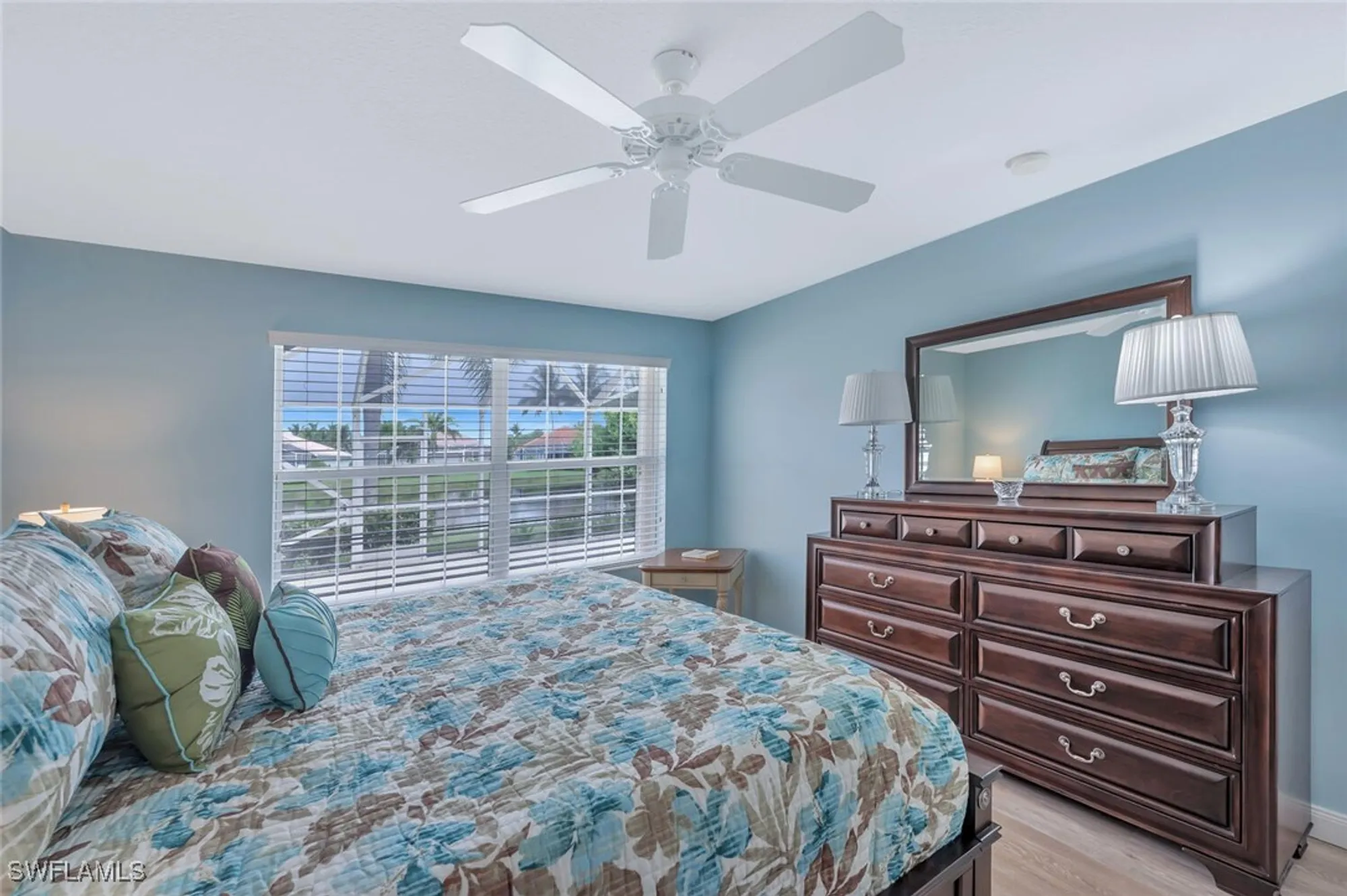 Property Slideshow image 23 of 50 | 8165 xenia ln, Naples, FL, 34114