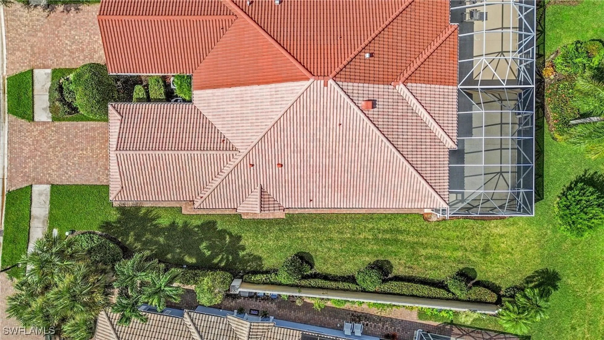 Property Slideshow image 35 of 50 | 8165 xenia ln, Naples, FL, 34114