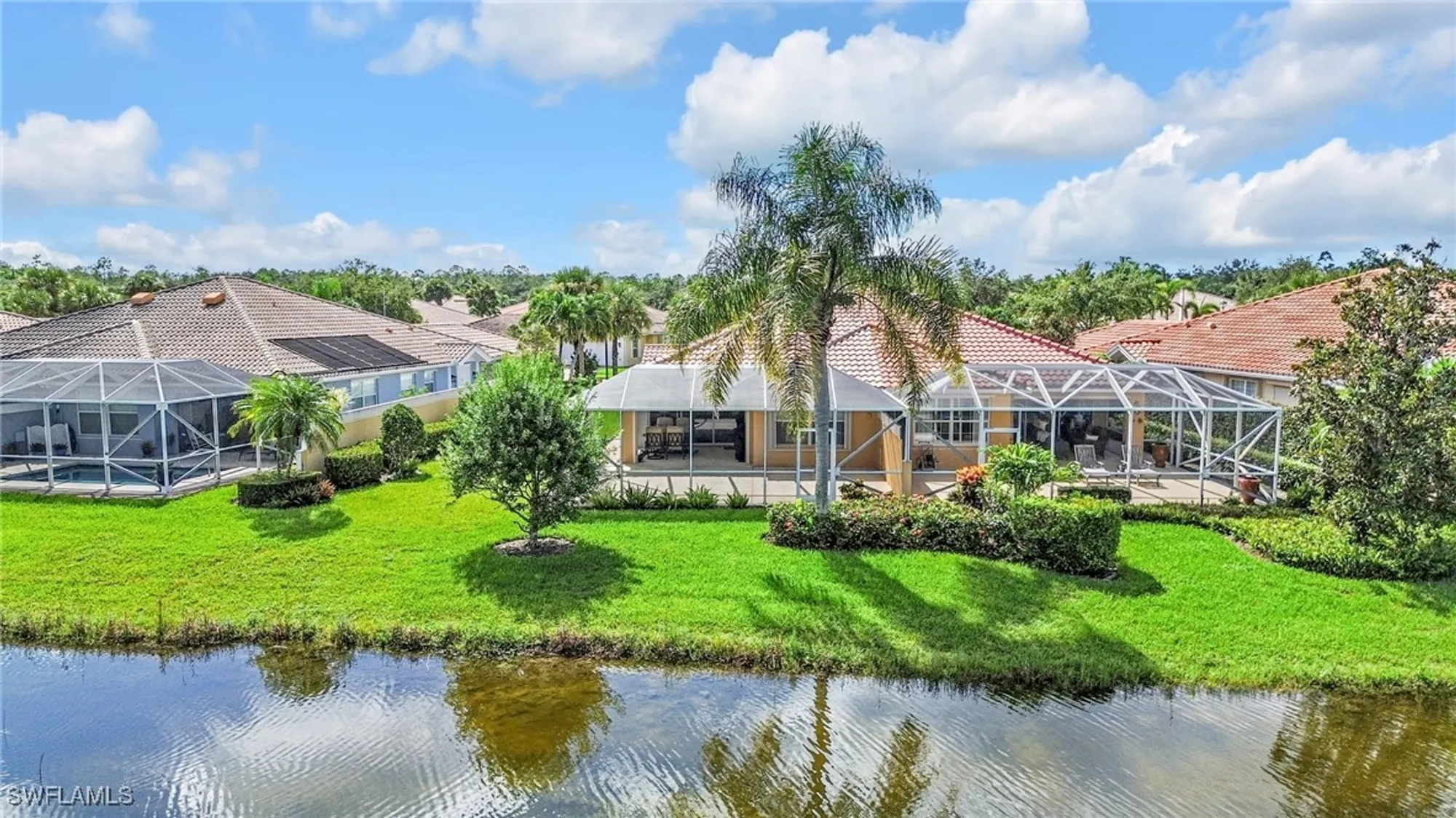 Property Slideshow image 5 of 50 | 8165 xenia ln, Naples, FL, 34114