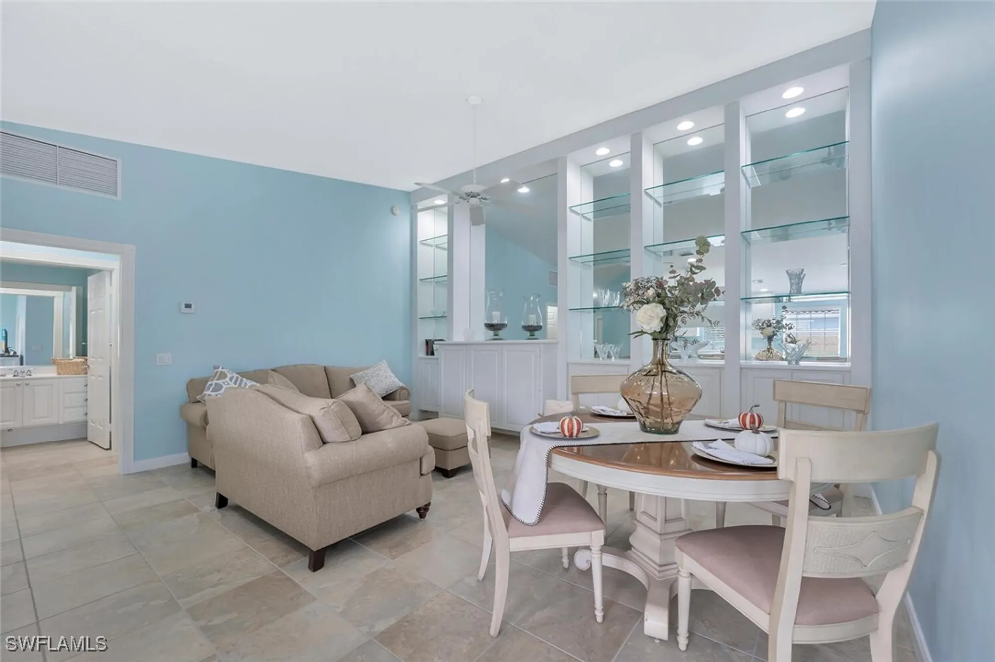 Property Slideshow image 8 of 50 | 8165 xenia ln, Naples, FL, 34114