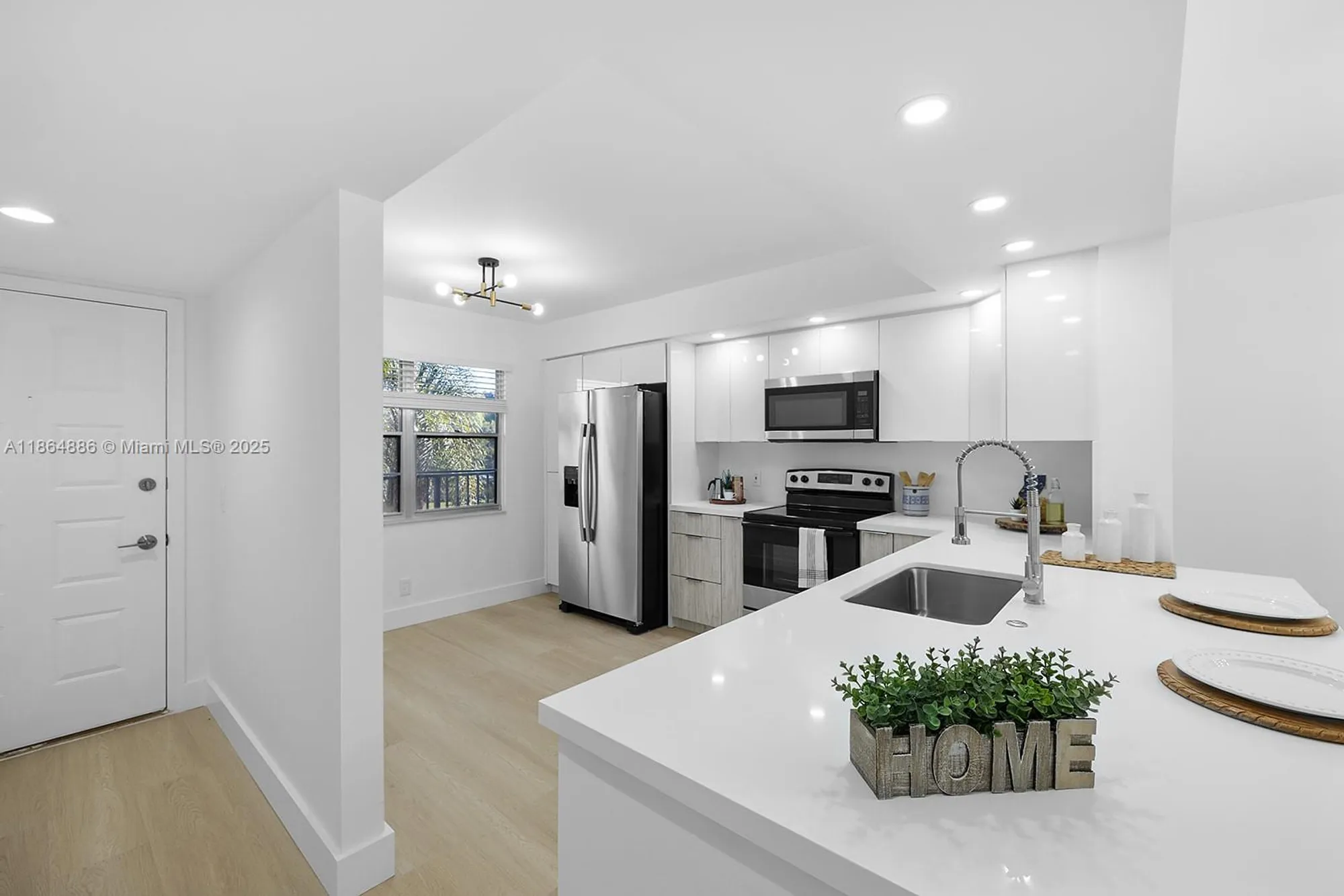 Property Slideshow image 6 of 50 | 12500 sw 6th st 307n, Pembroke Pines, FL, 33027