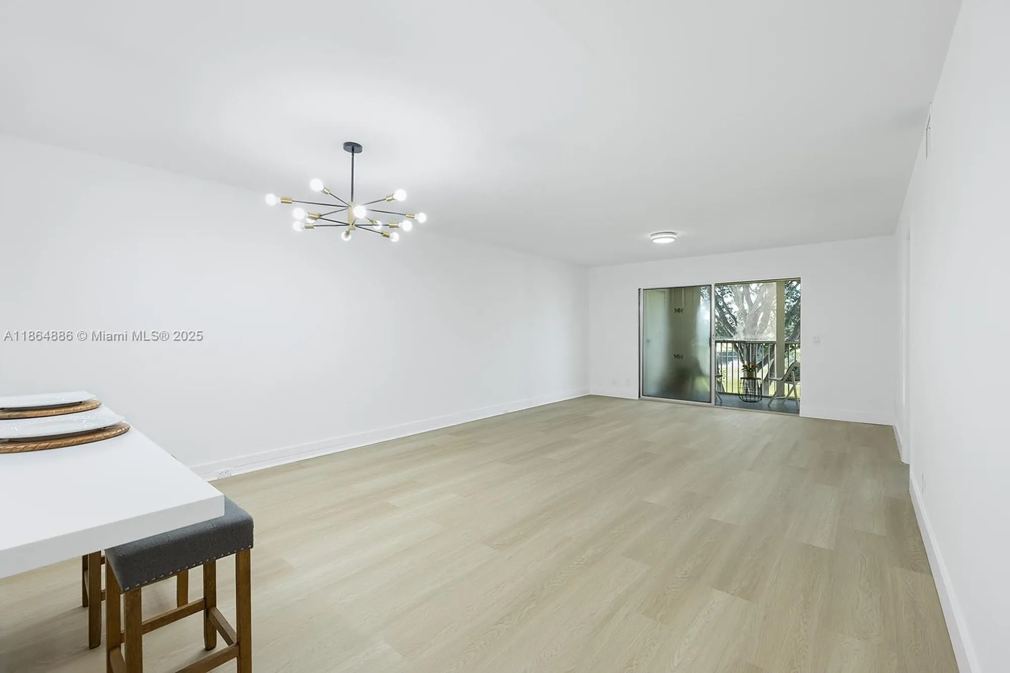 Property Slideshow image 7 of 50 | 12500 sw 6th st 307n, Pembroke Pines, FL, 33027