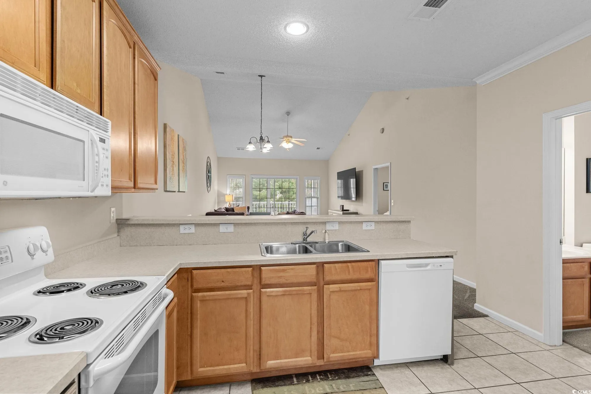 Property Slideshow image 11 of 40 | 5792 longwood dr unit 302, Murrells Inlet, SC, 29576